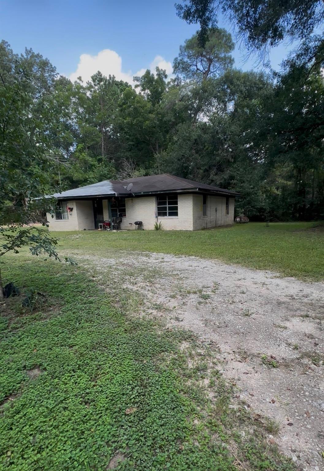 15226 FM 1008 — photo