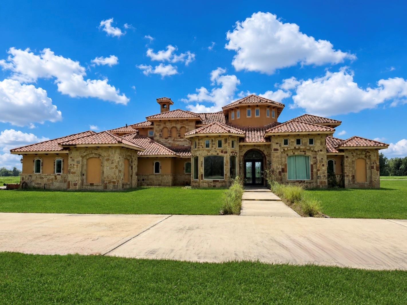 903 Chenango Ranch Drive, Angleton, TX 77515