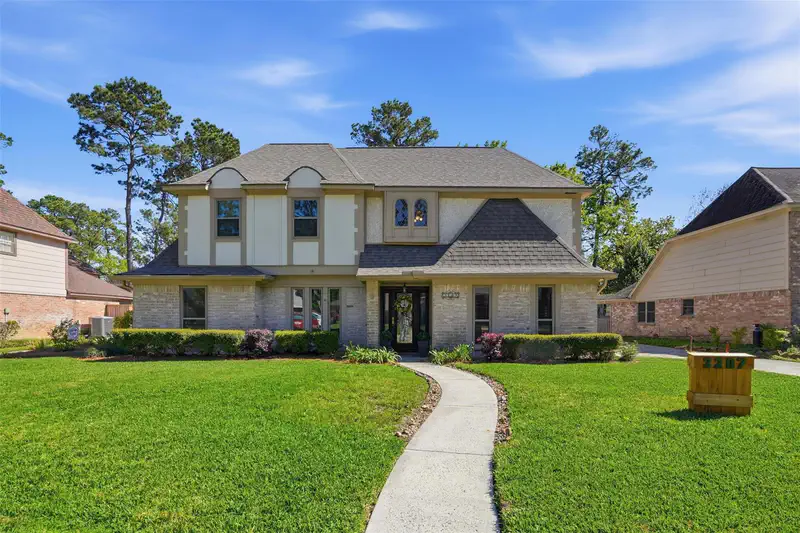 3207 Candleknoll Drive — photo