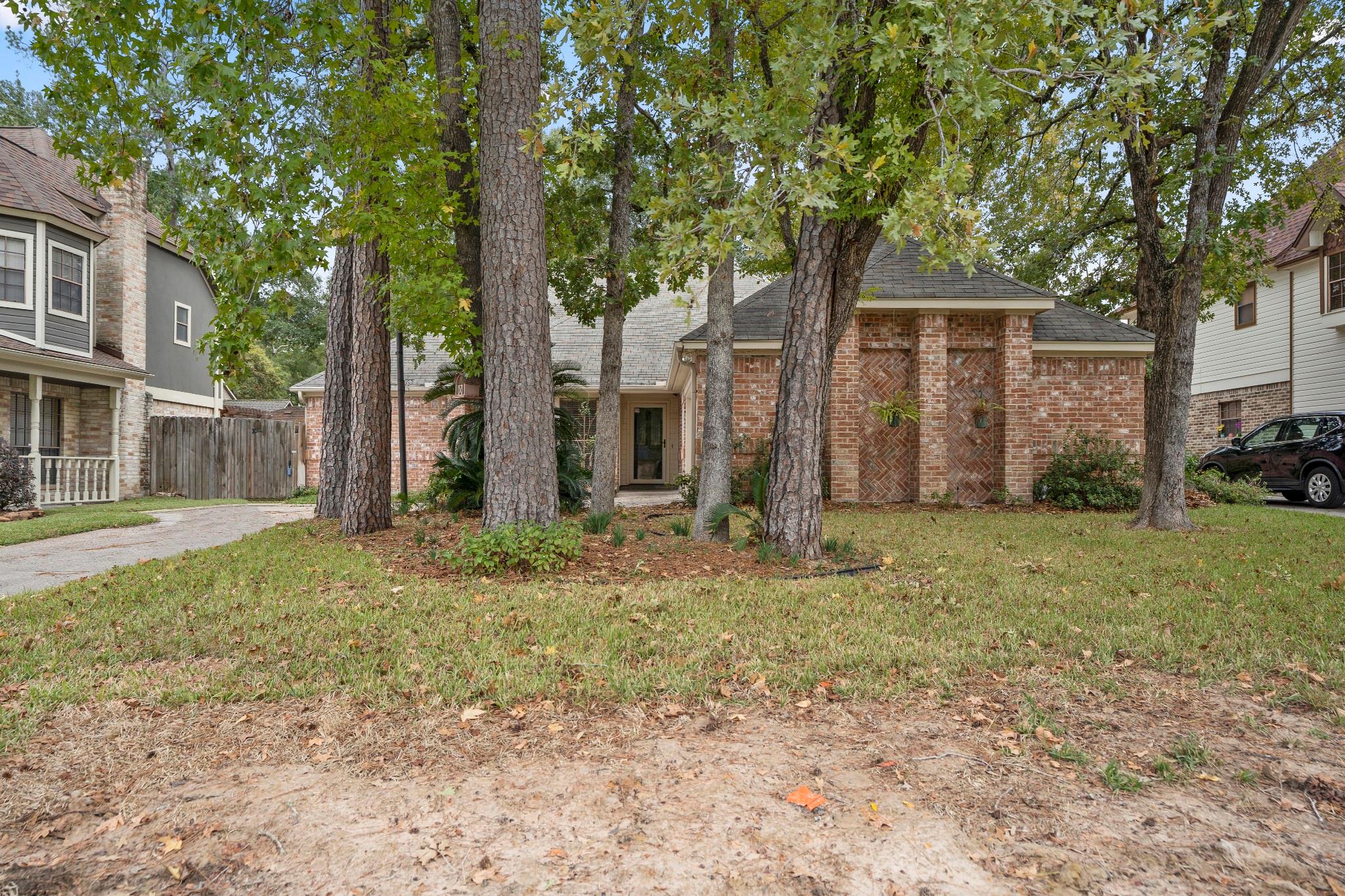 38 Devonshire Drive, Conroe, TX 77304 — photo 3