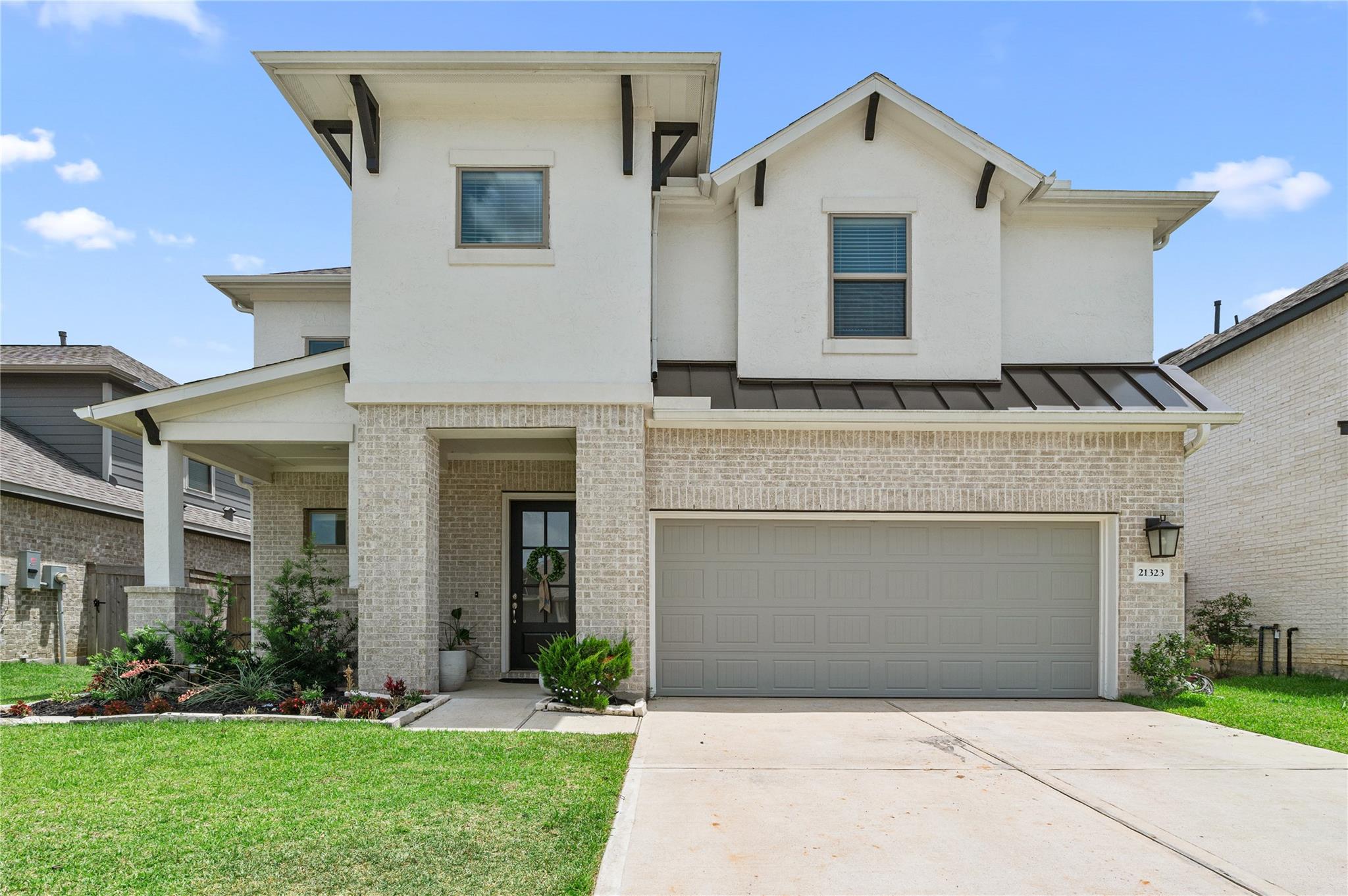 21323 Oakley Claremont Court — photo