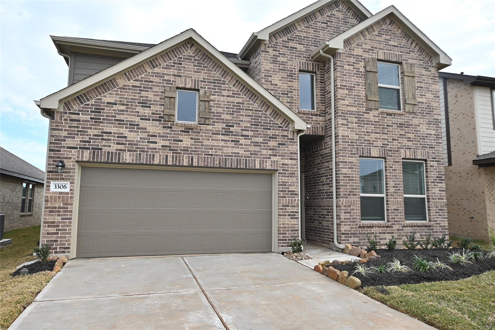 3306 Driftwood Meadow Lane — photo