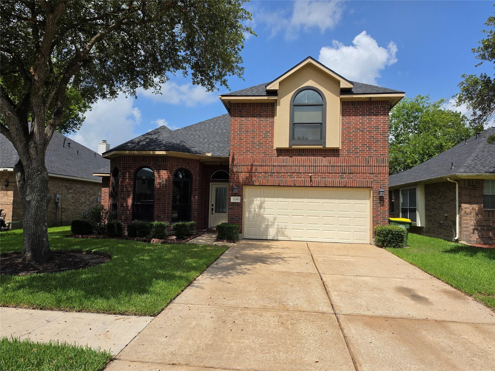 1138 Sussex Trail — photo