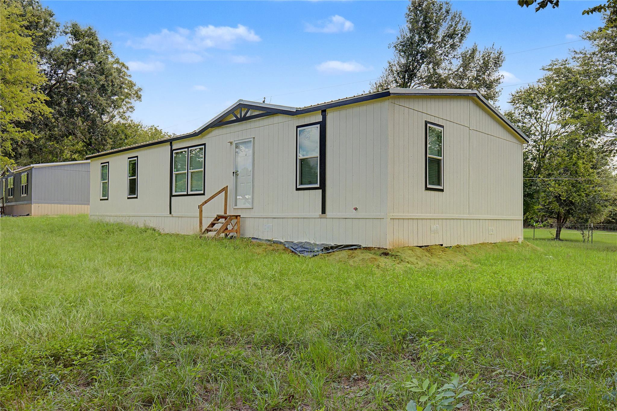 Lot 235 W Houston Street — photo