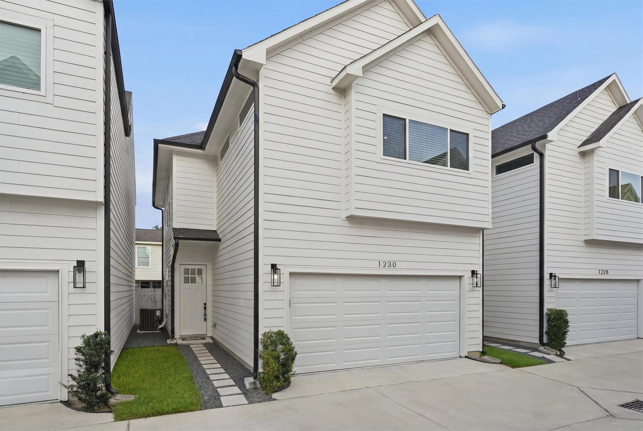1230 Mcneil Street — photo