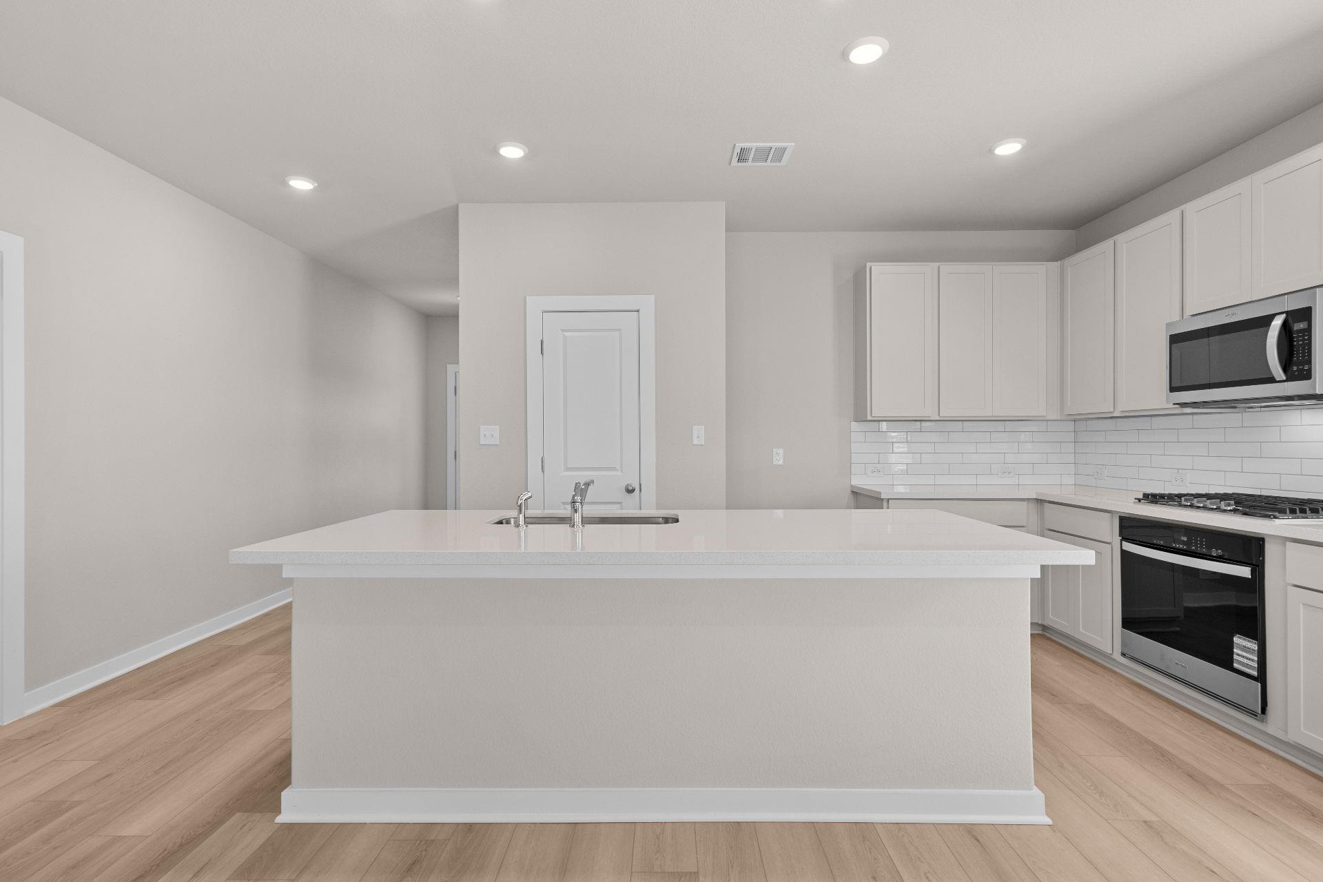 2518 N Heritage Drive — photo