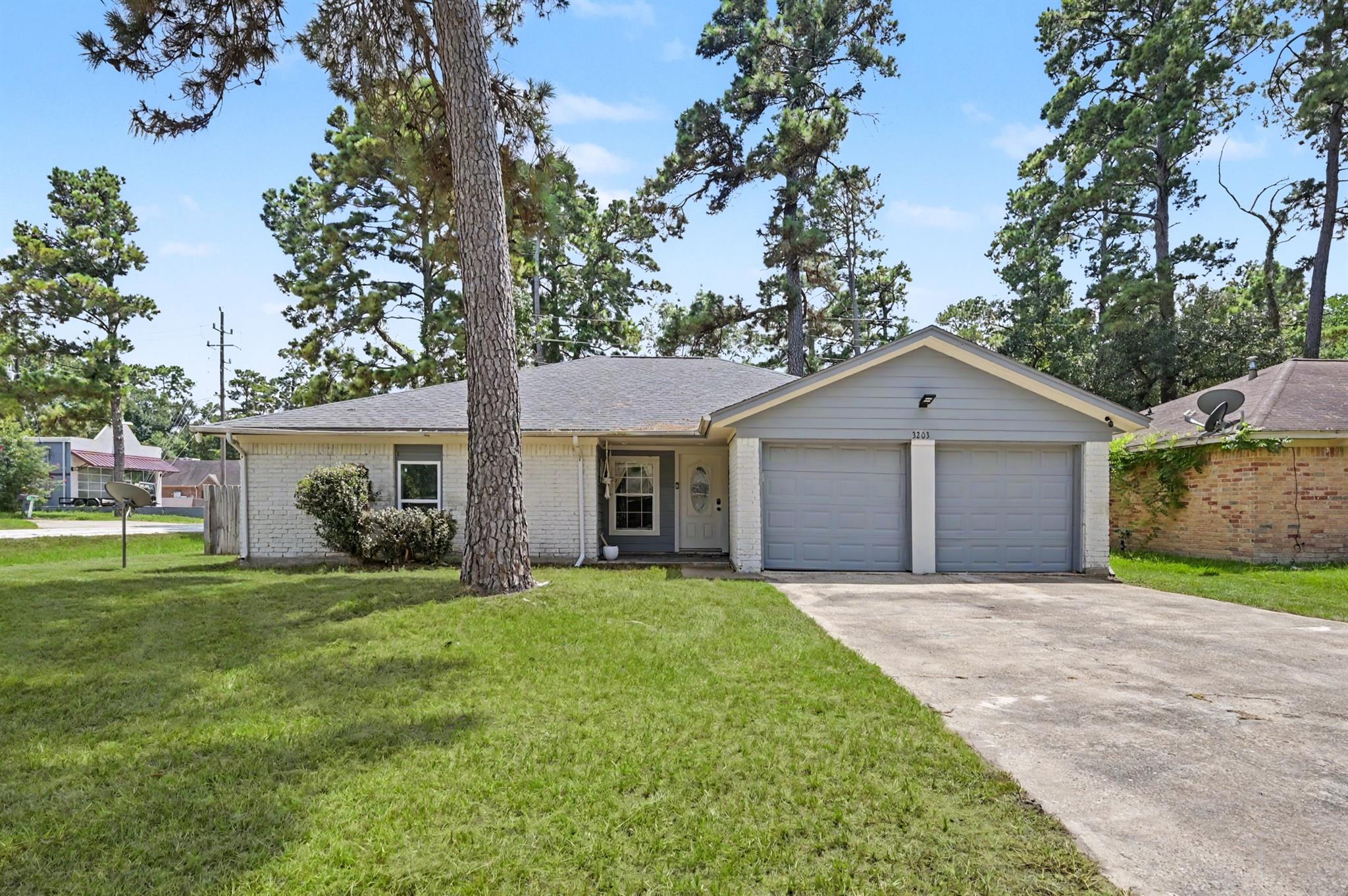3203 Dawnwood Drive — photo
