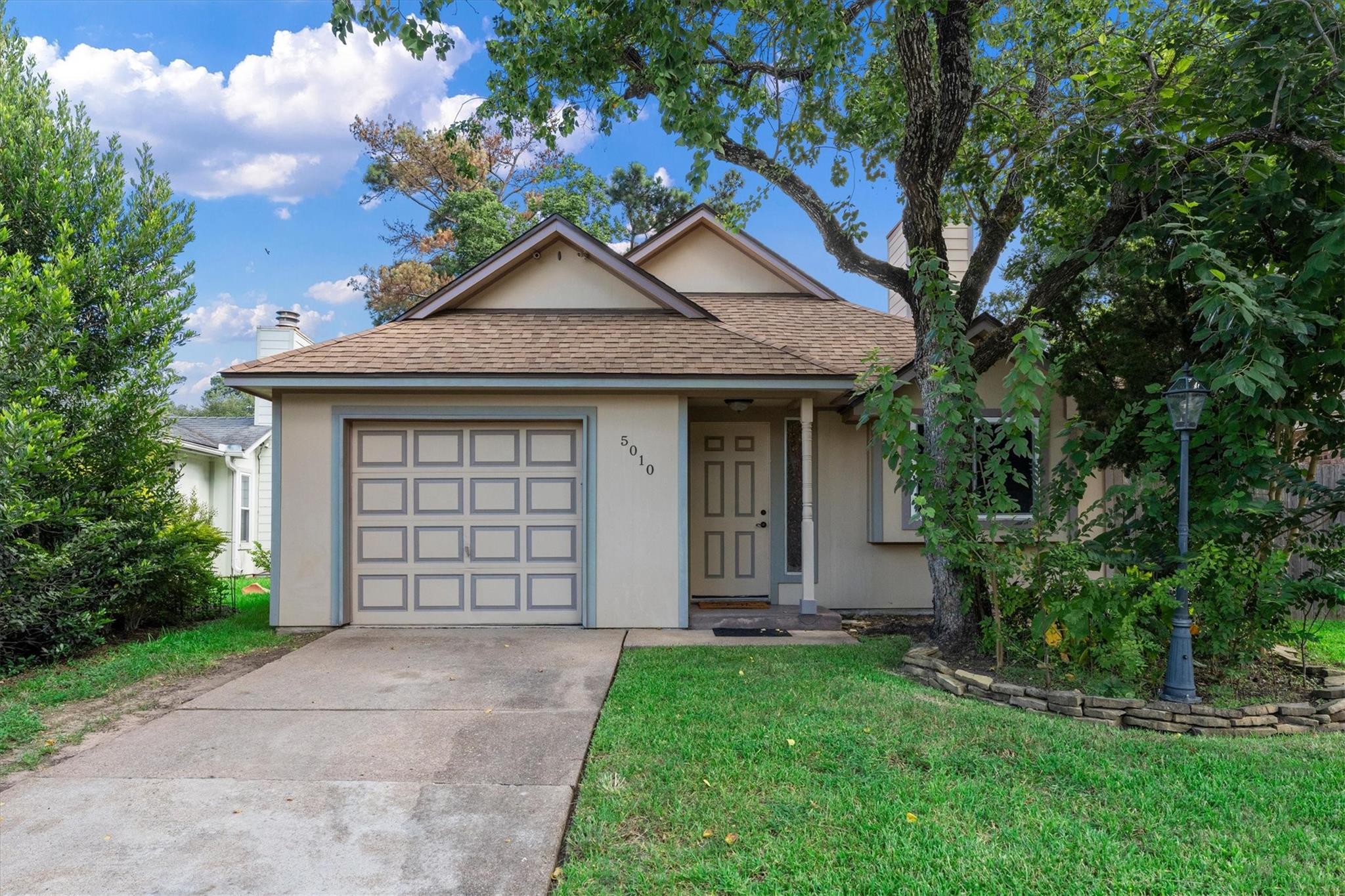 5010 Deer Point Drive, Spring, TX 77389 — photo 2
