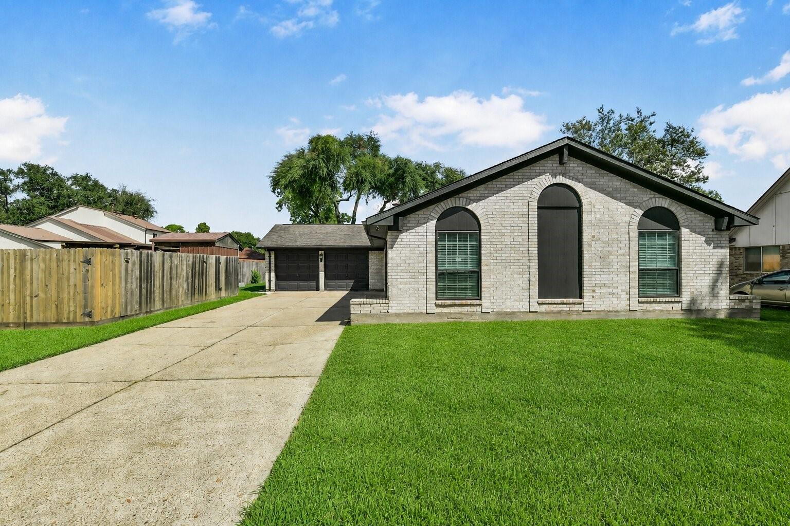 5003 Colombia Drive — photo