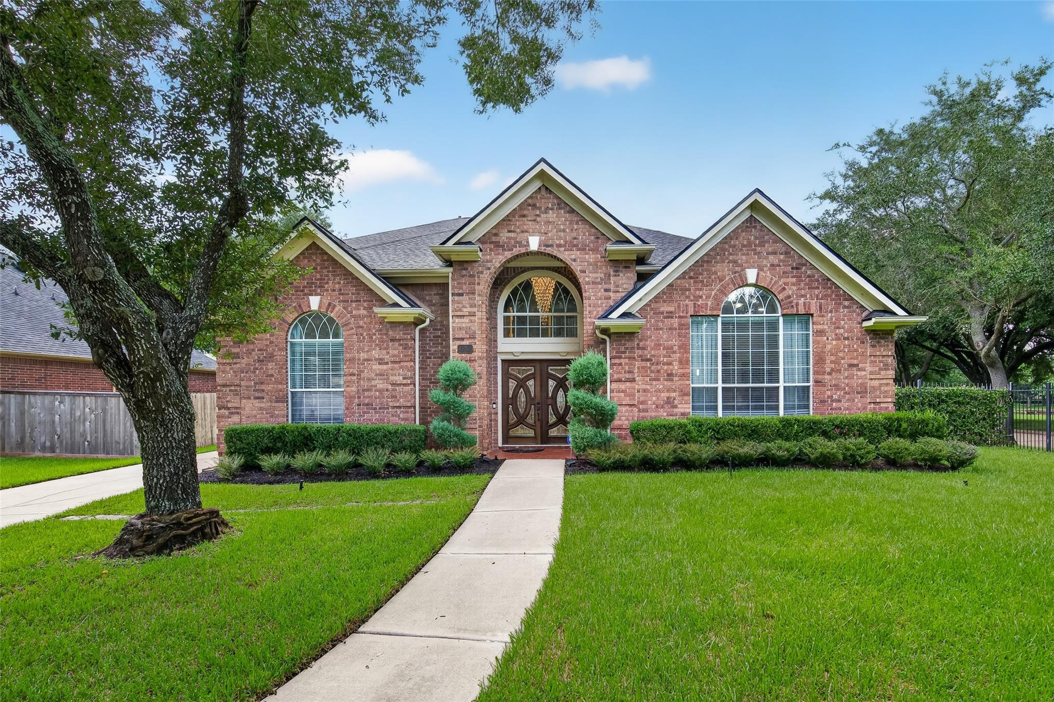 1802 Pepper Tree Court — photo