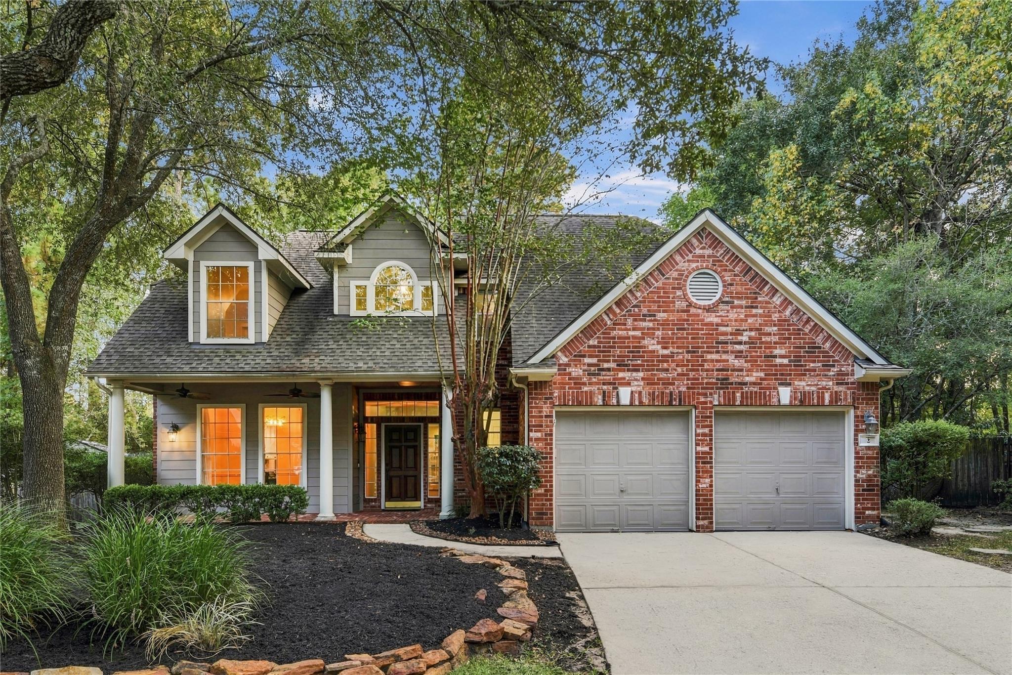 2 Hobbit Glen Drive — photo