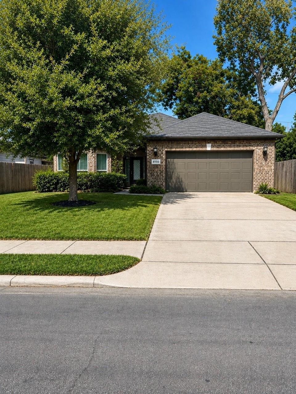 8150 Sharondale Drive — photo