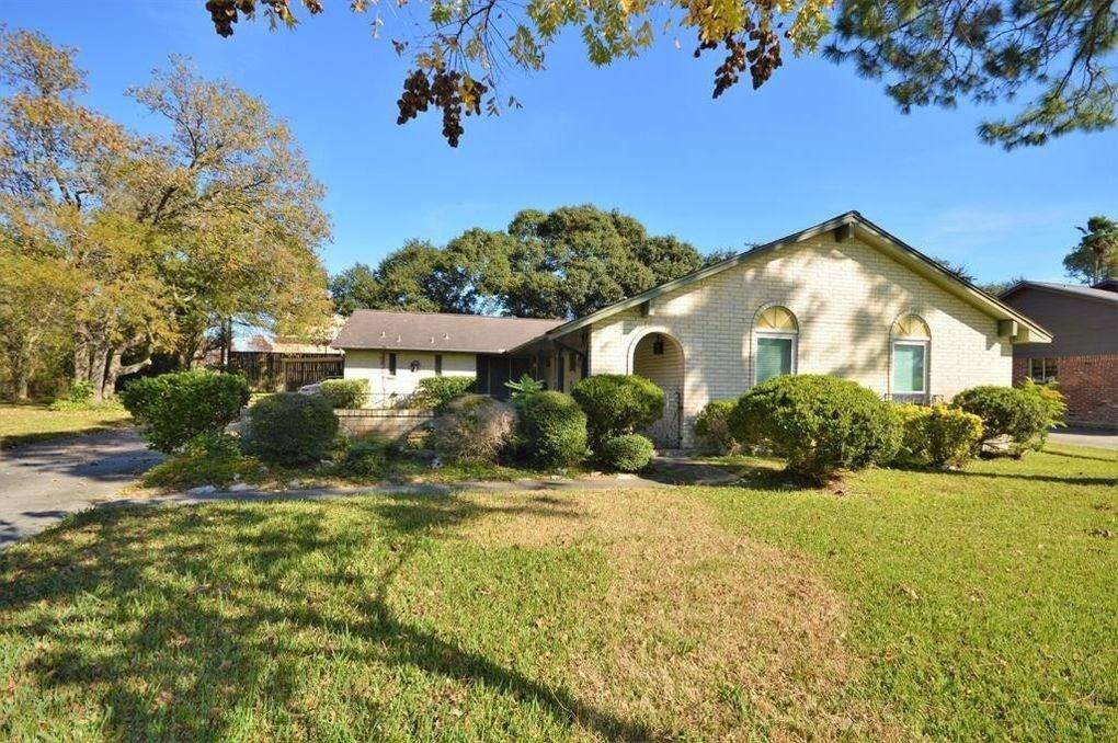 114 Lafayette Lane — photo