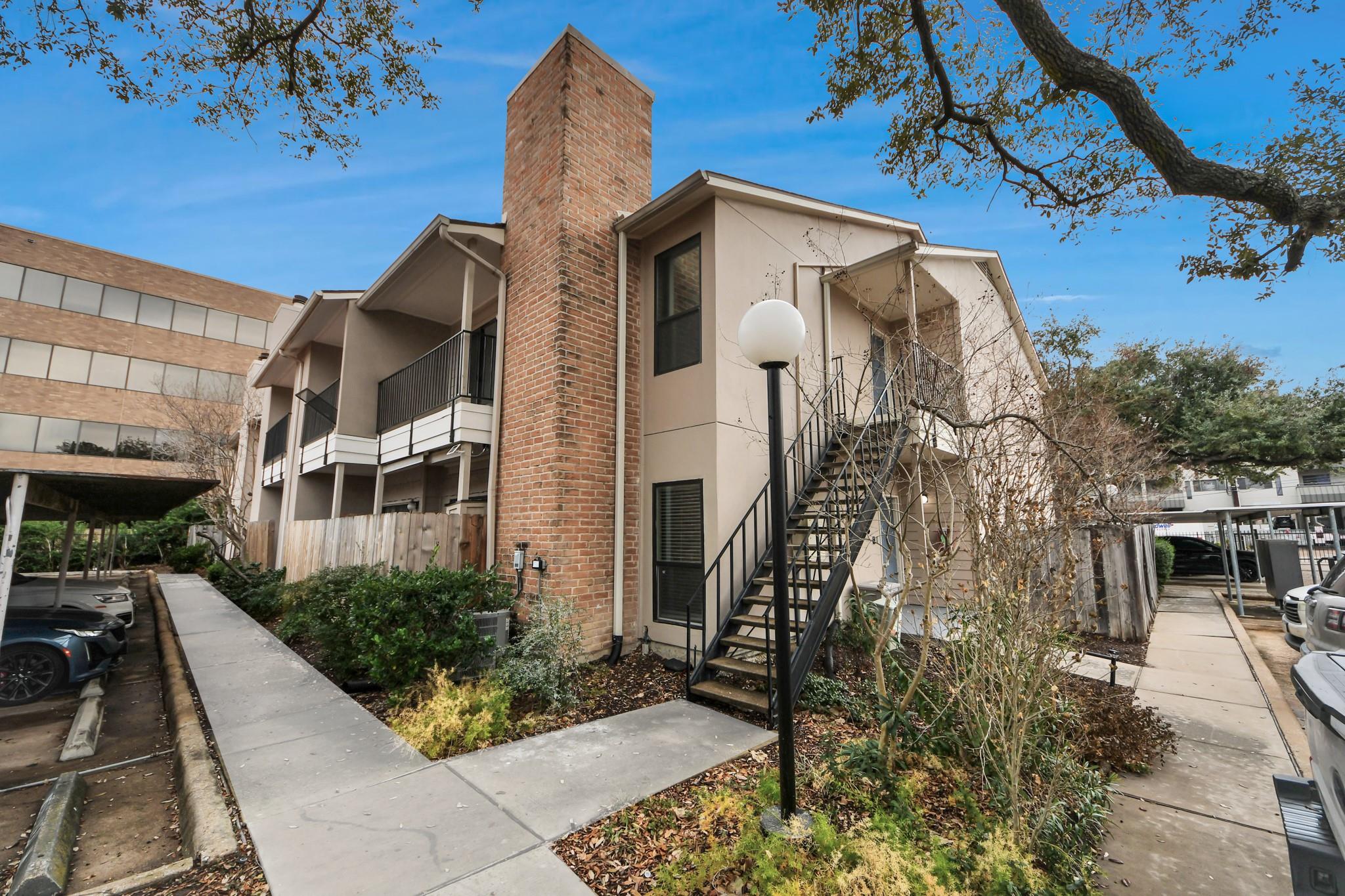 1818 Augusta Drive #14 — photo