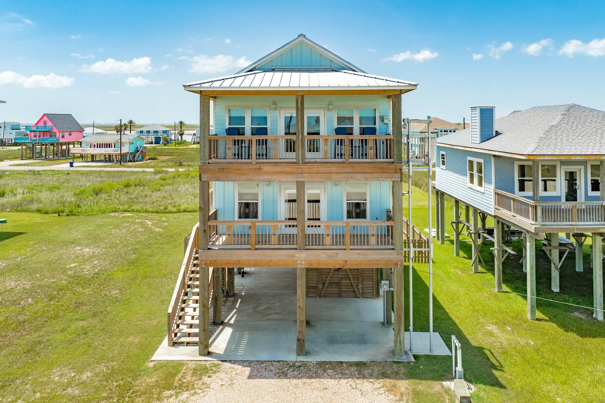 4609 Blue Water Highway — photo