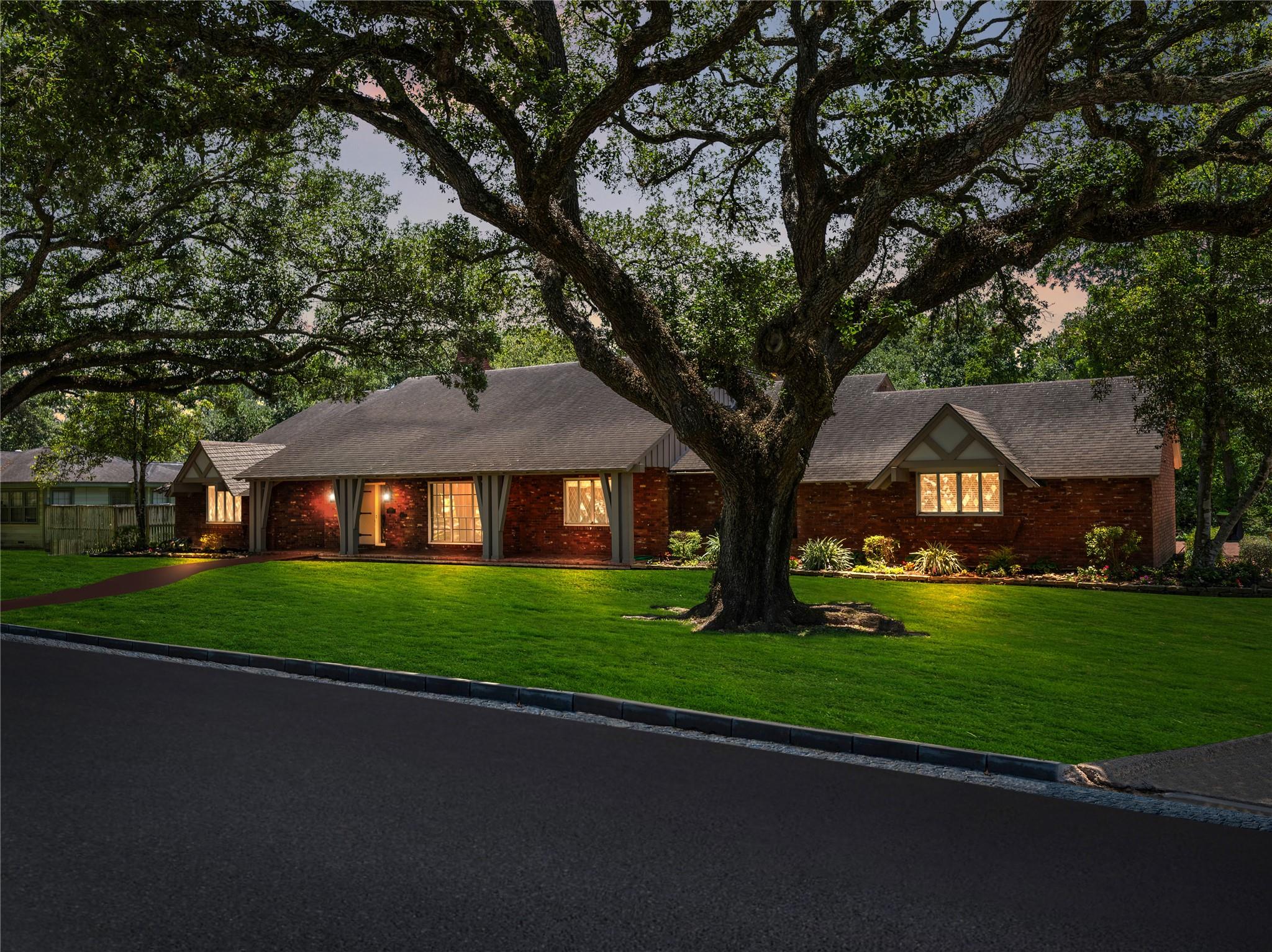 2310 Oak Drive — photo