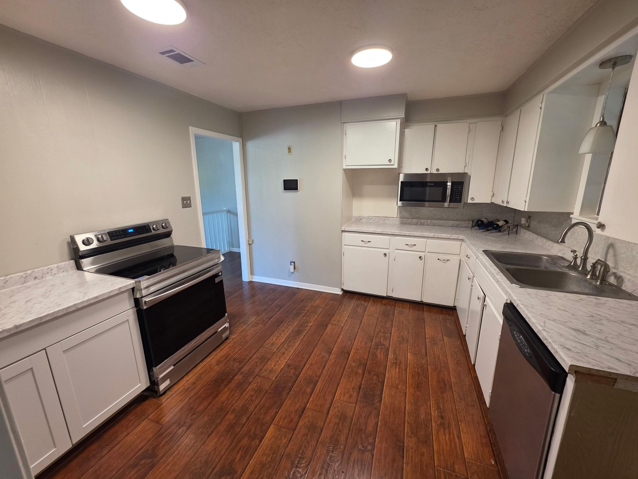 465 N Horton Street — photo