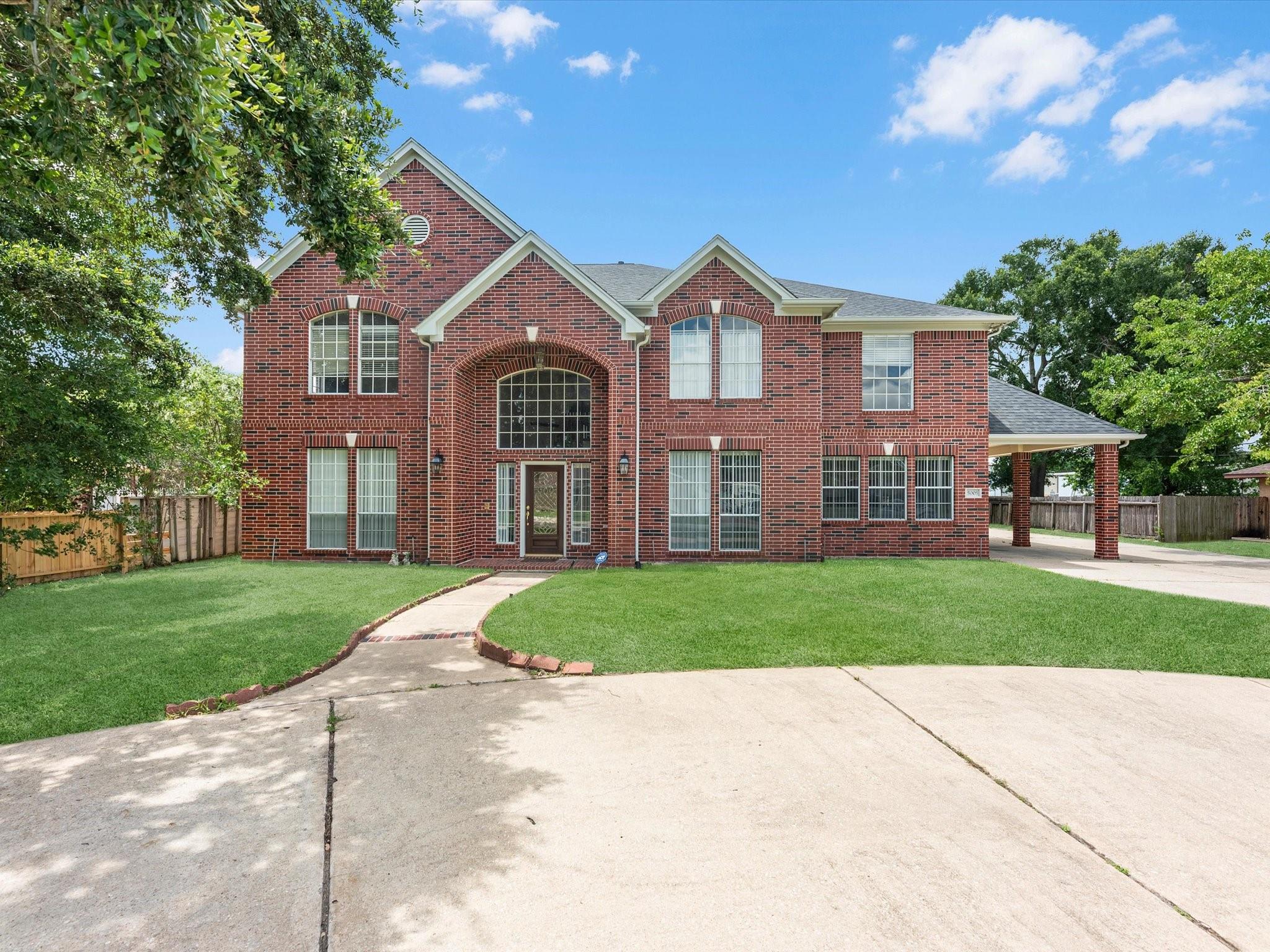 5005 Meadowlark Lane — photo