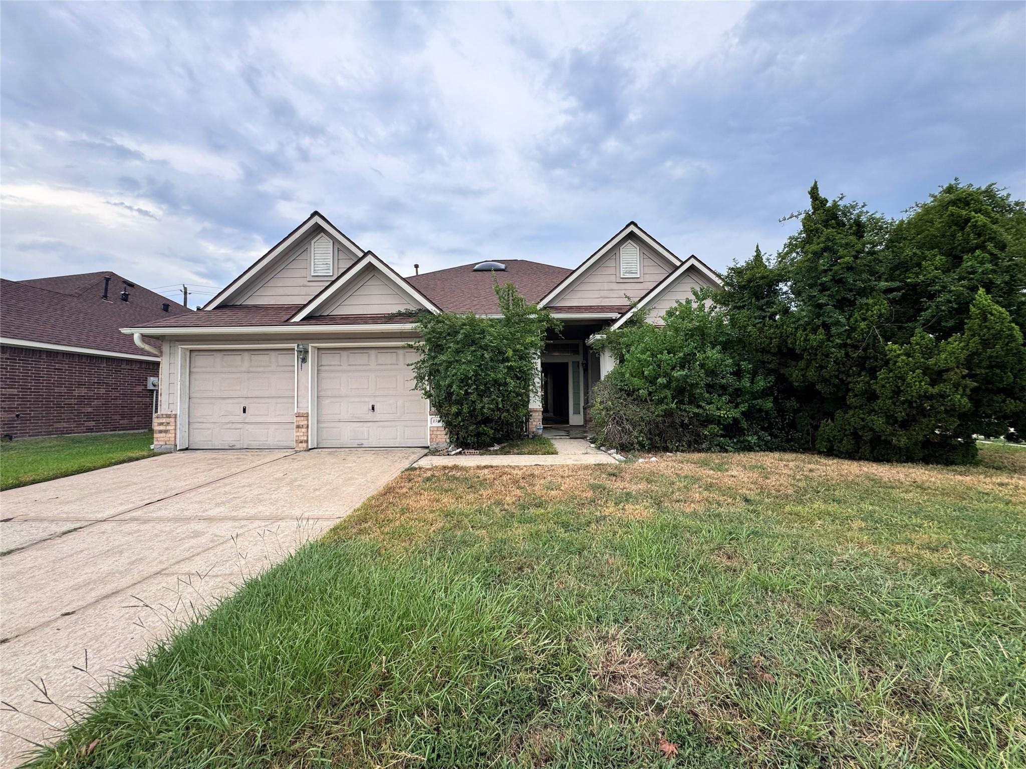 15127 Mountain Heights Drive — photo