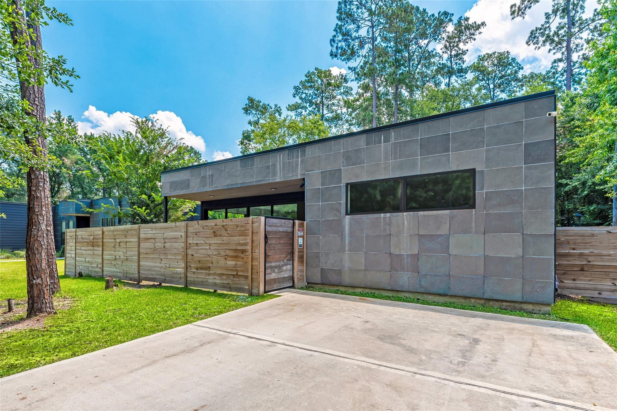 1601 Beech Drive — photo