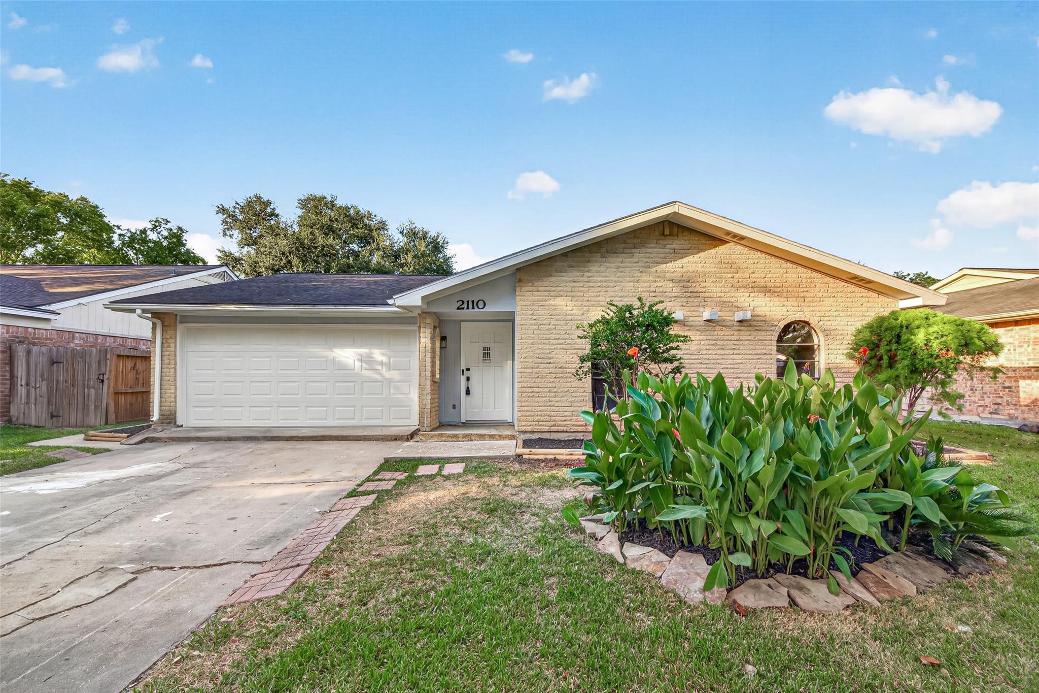 2110 Mustang Springs Drive — photo