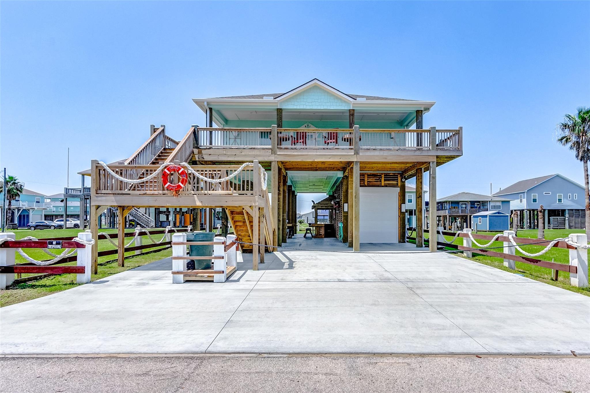 851 Palmetto Drive — photo