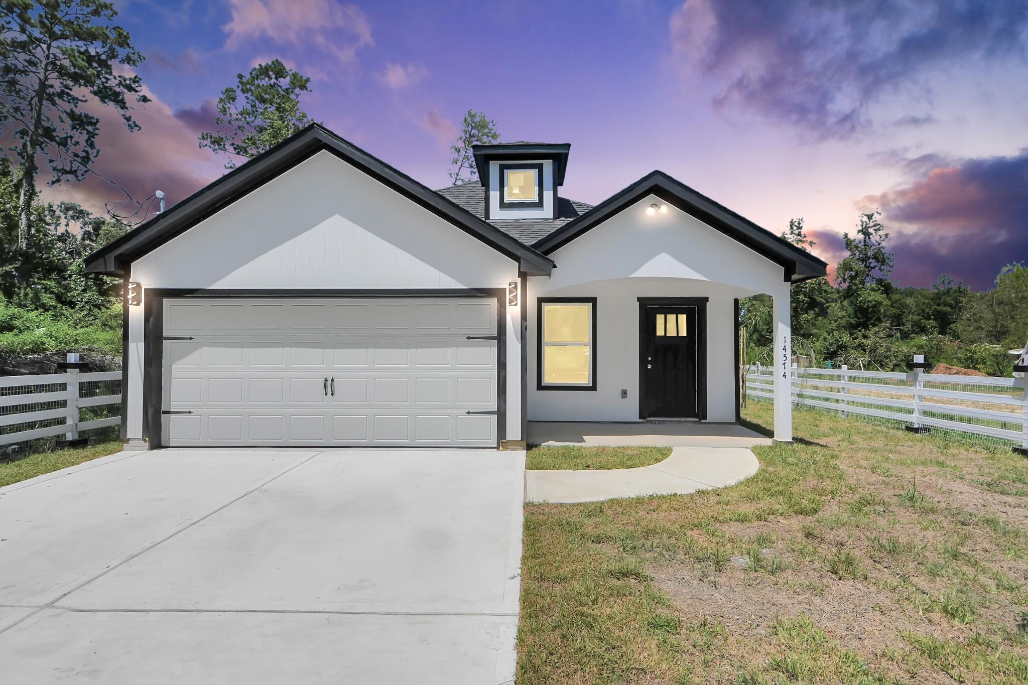 14574 Half Circle Street — photo
