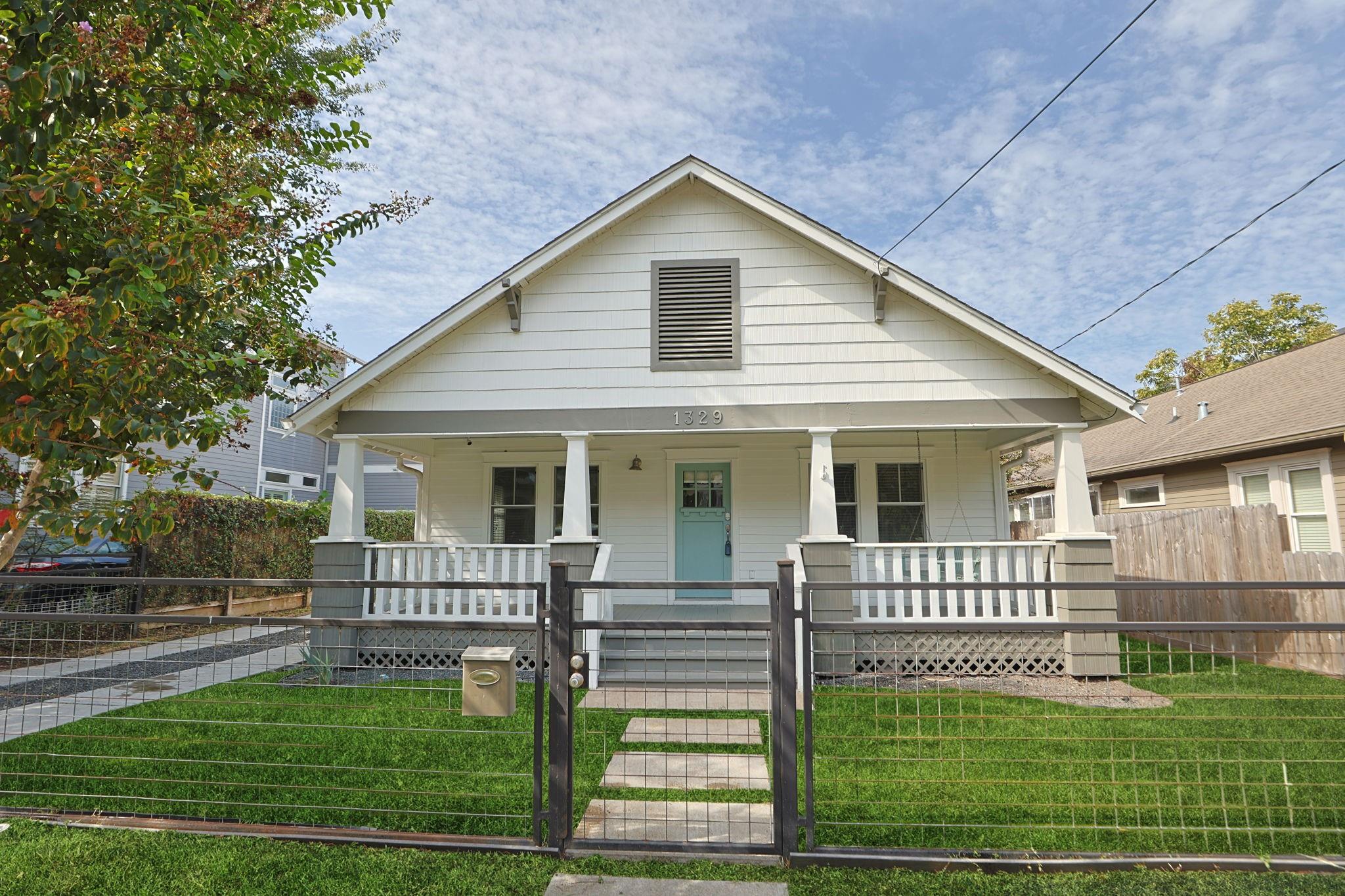 1329 Lawrence Street — photo