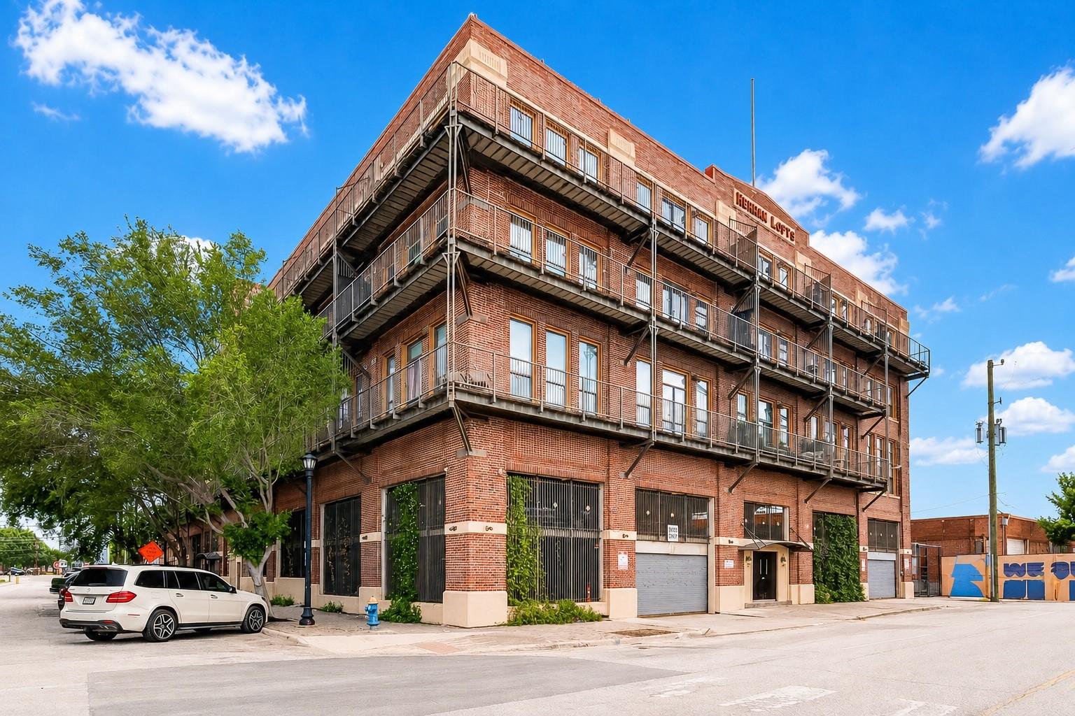 2205 Mckinney Street #315 — photo