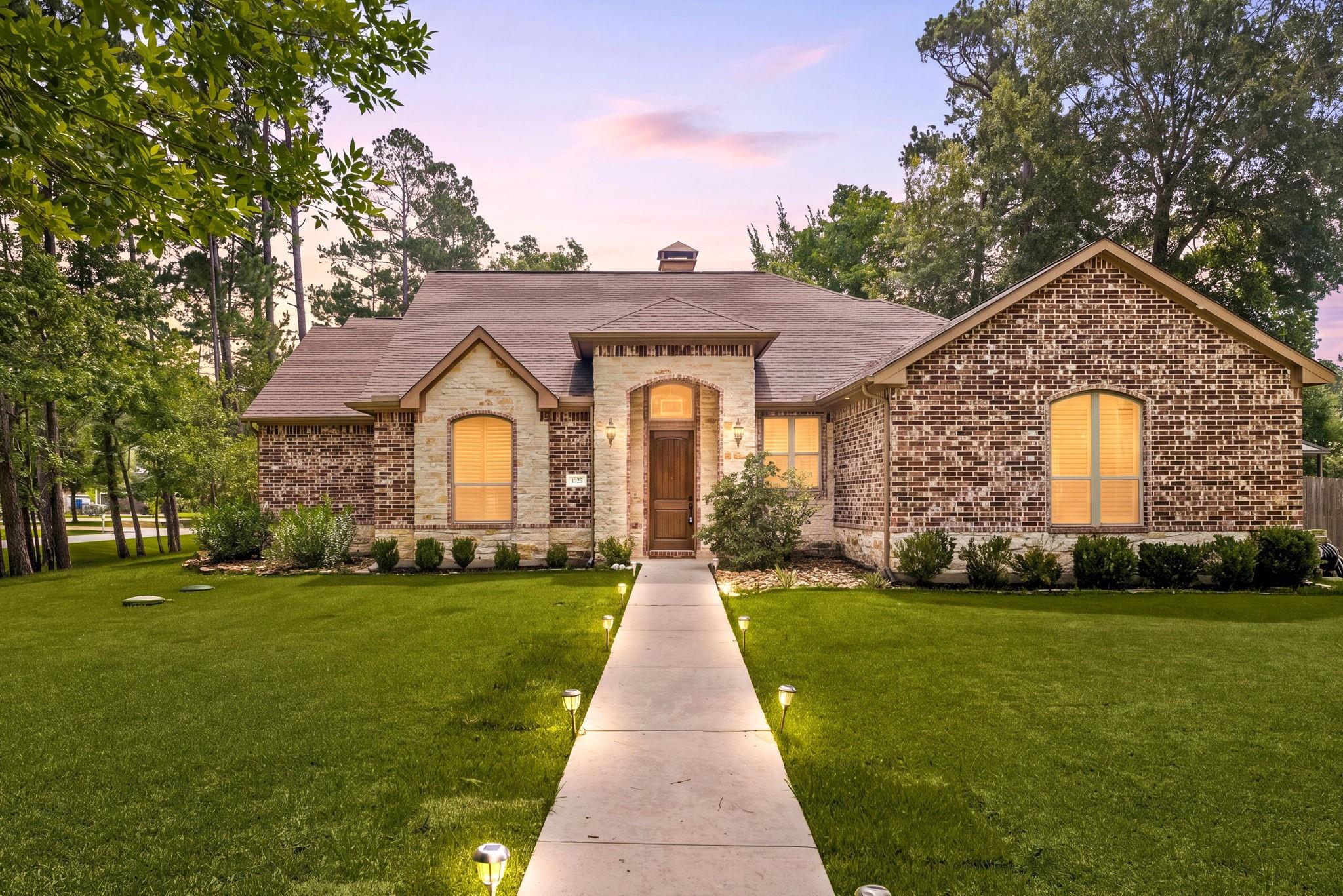 1022 Mcdaniel Drive — photo