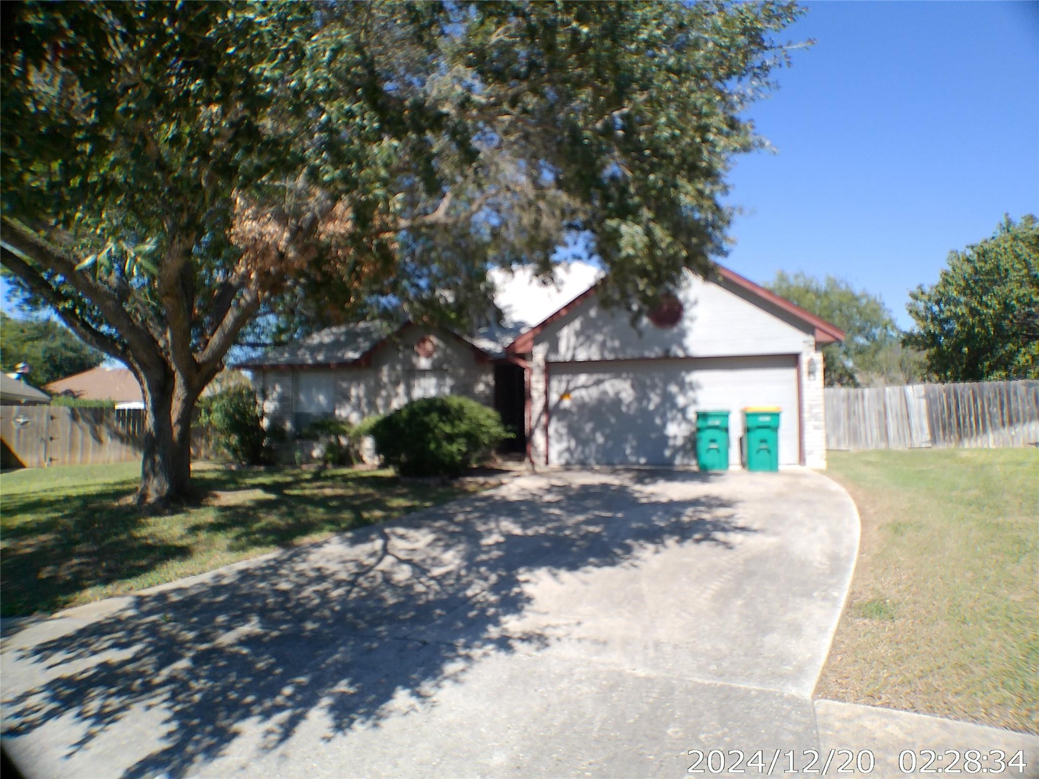 8318 Copperknoll — photo