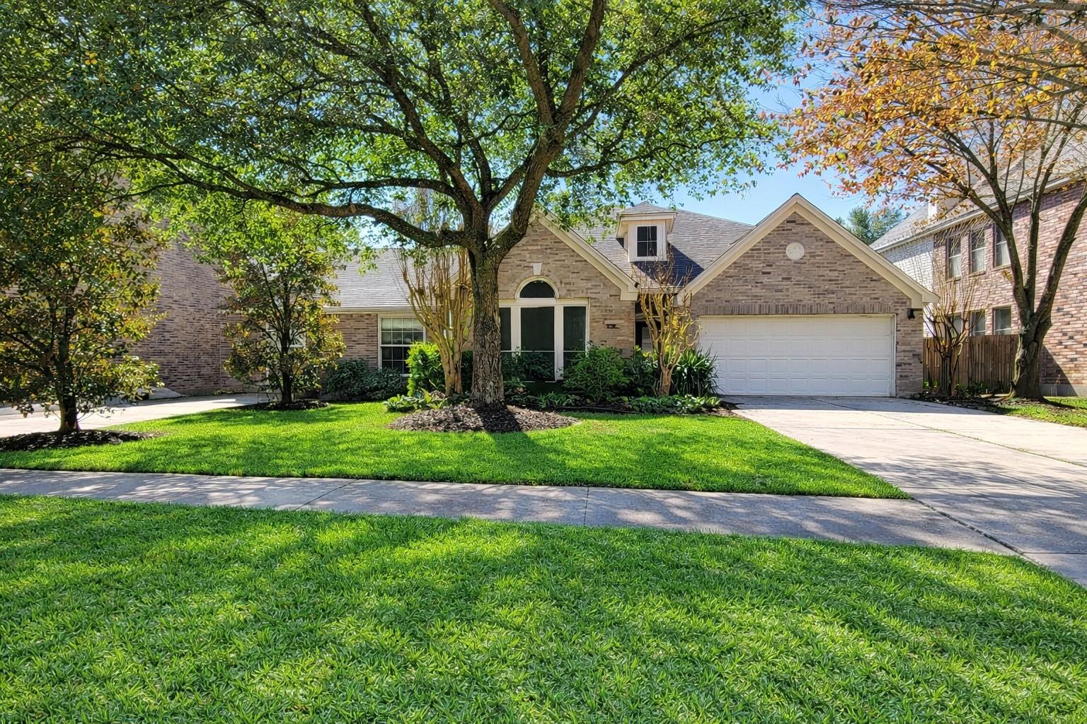21407 Willow Glade Drive — photo