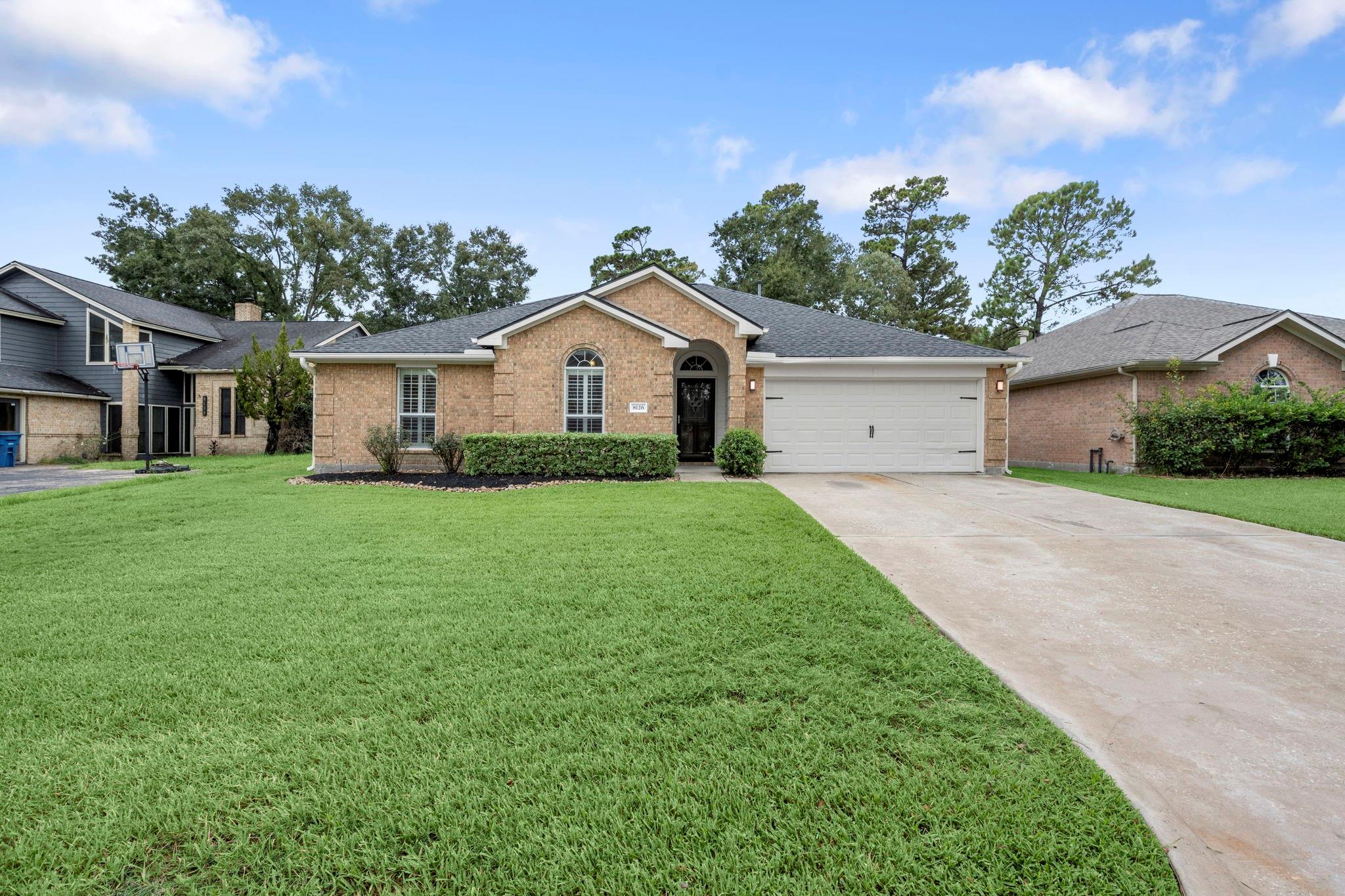 8126 Sports Haven Drive — photo