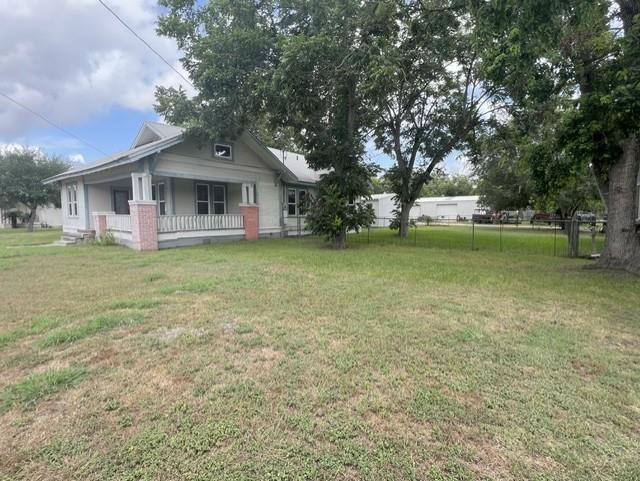 115 Summit Street, Schulenburg, TX 78956 — photo 3