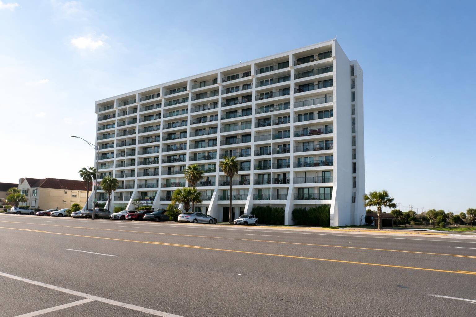 7310 Seawall Boulevard #1101 — photo
