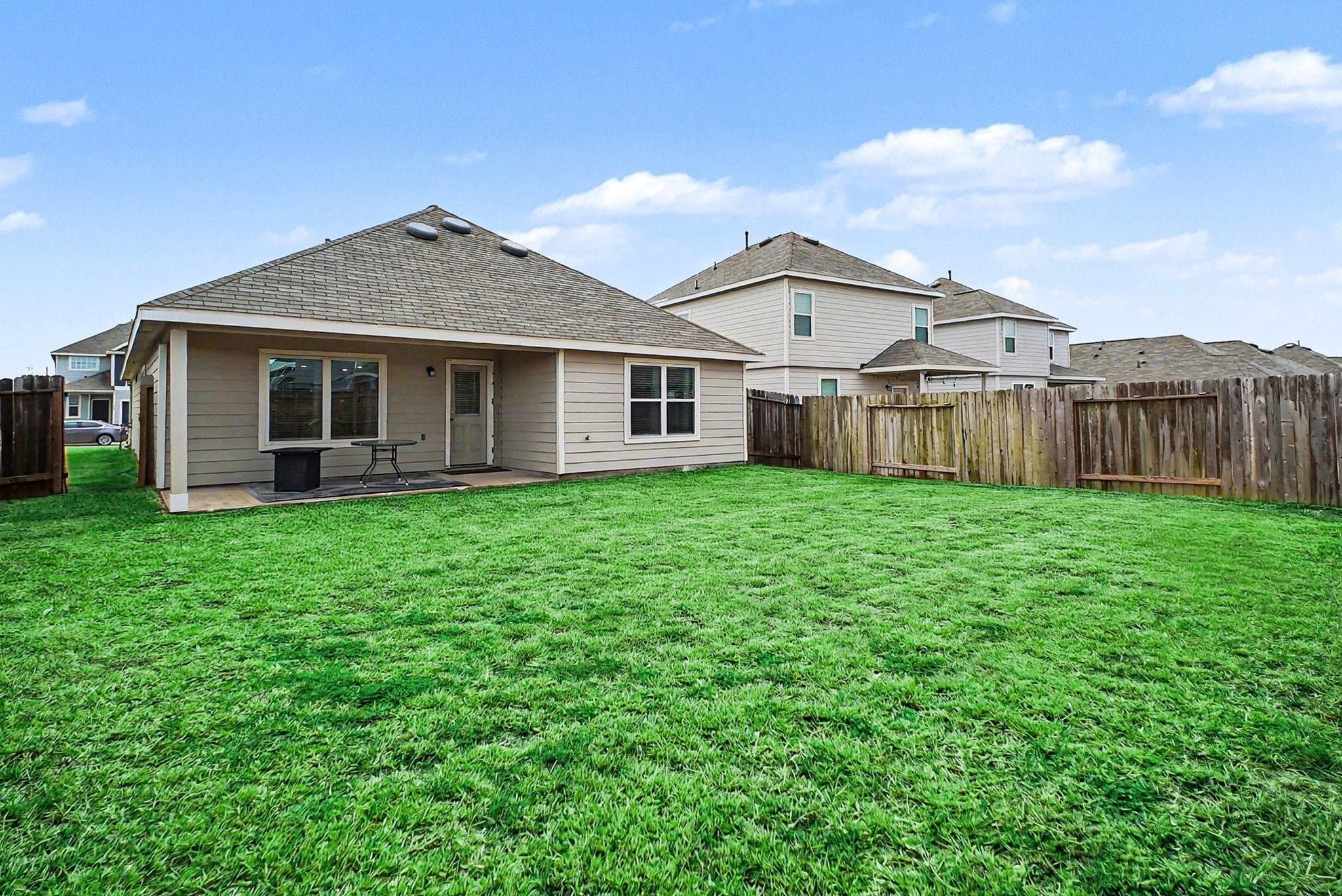 4906 Luke Mathew Drive, Rosharon, TX 77583 — photo 3