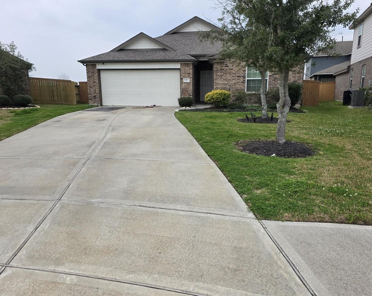 9222 Melmack Drive — photo