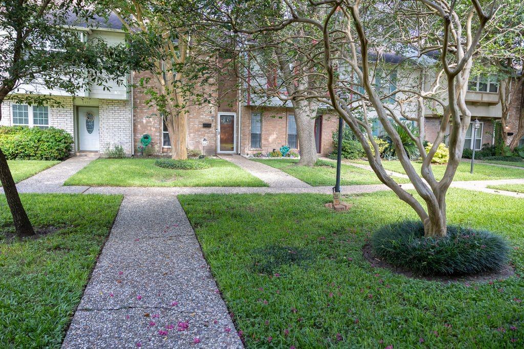 9517 Fondren Road — photo