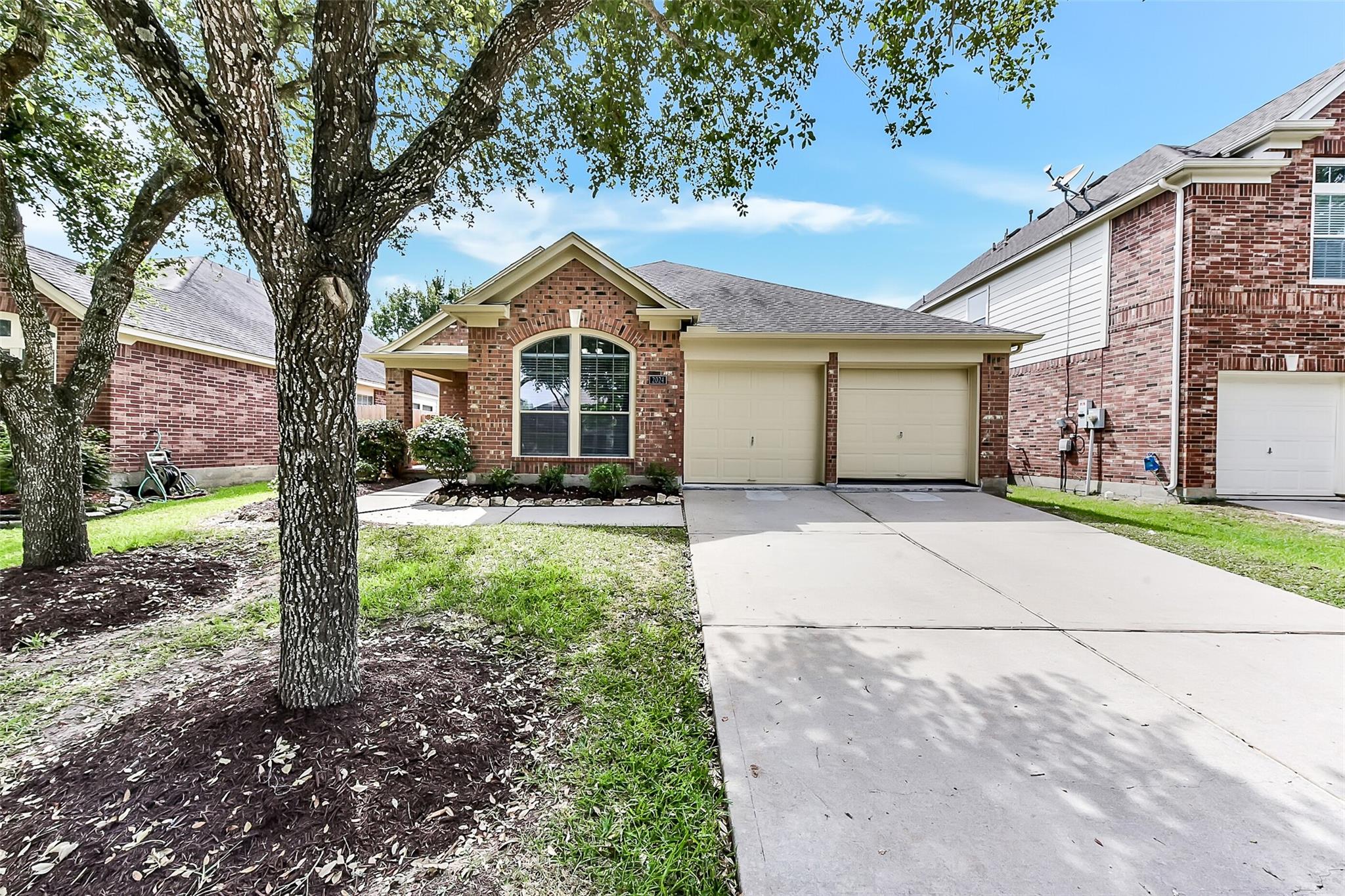 2024 Shore Breeze Drive — photo