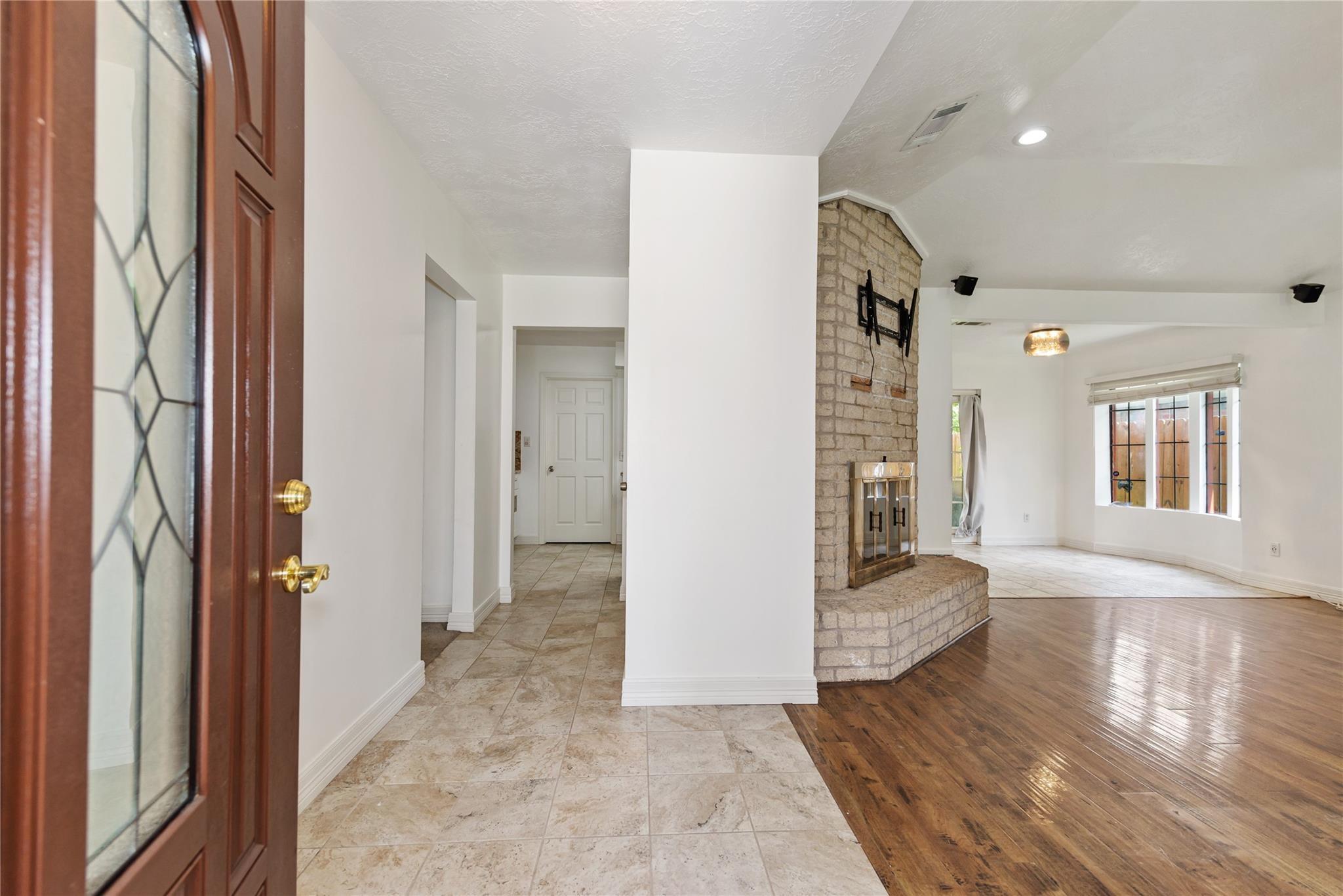 4811 Algernon Drive, Spring, TX 77373 — photo 2