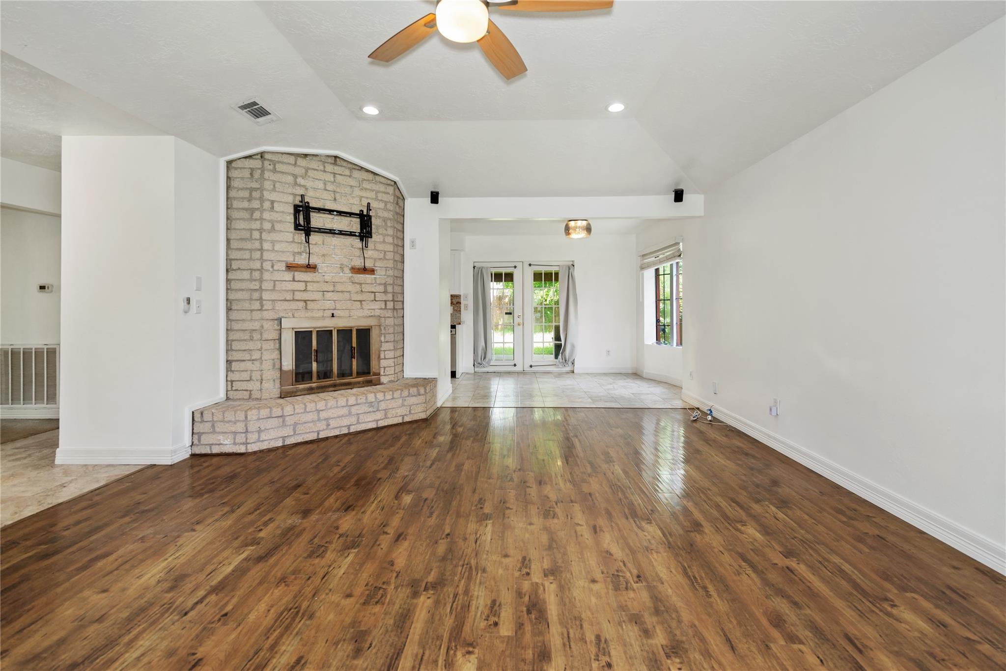 4811 Algernon Drive, Spring, TX 77373 — photo 3