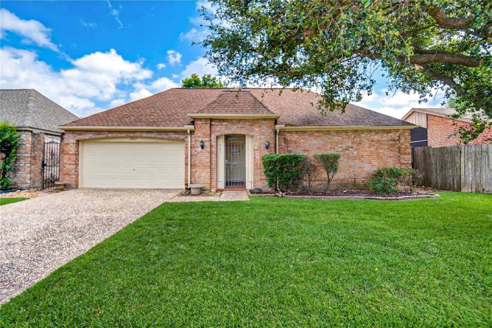 361 Champions Colony III — photo