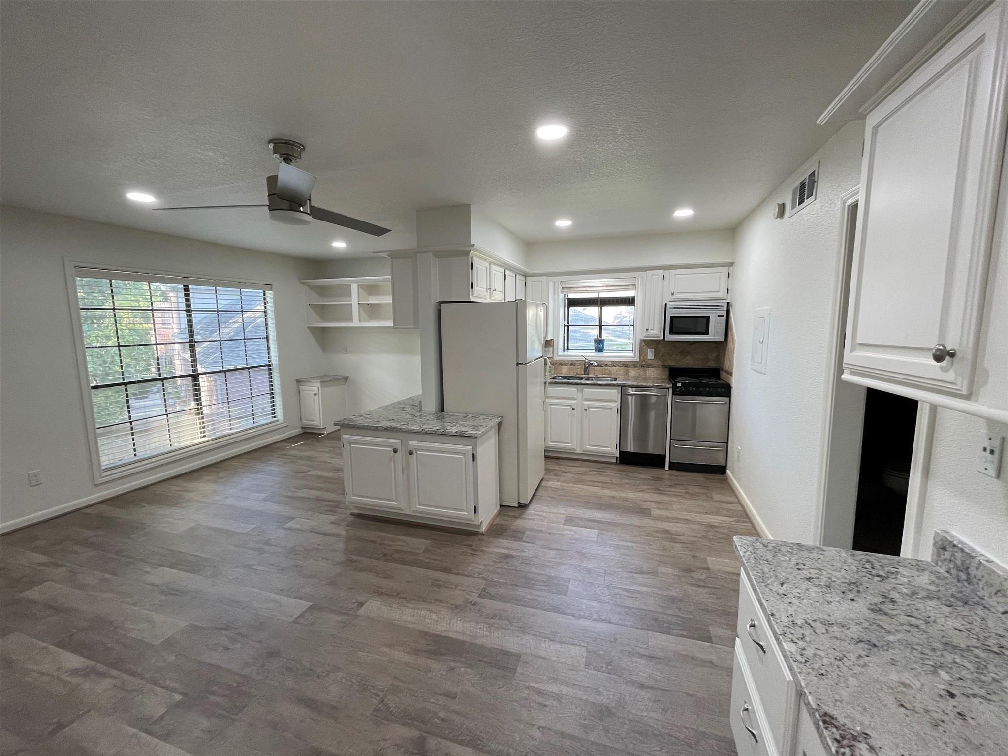 1311 Antoine Drive #168 — photo