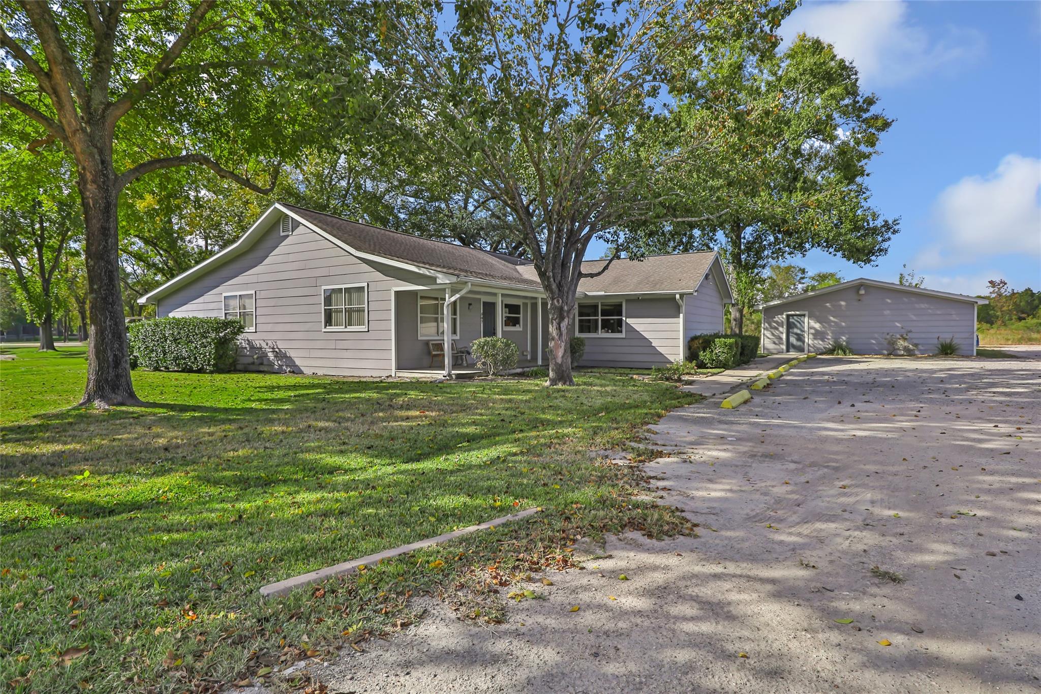 507 Atascocita Road — photo