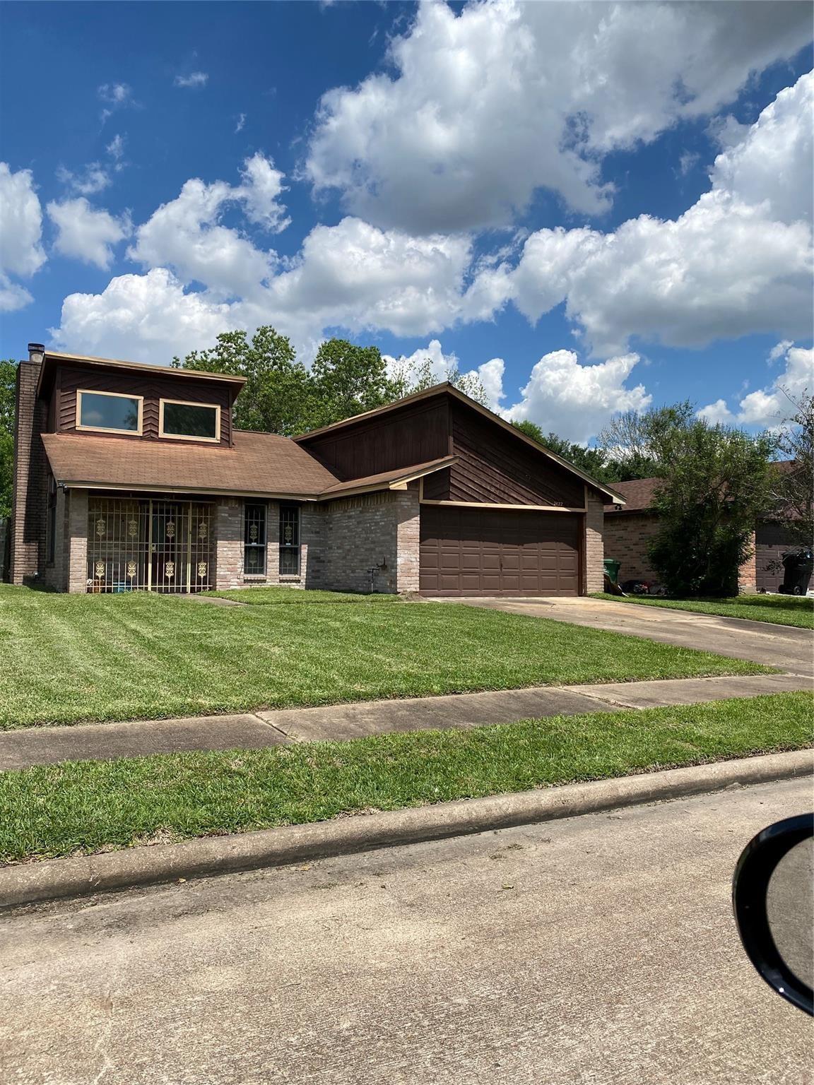 7422 Gatebriar Court — photo