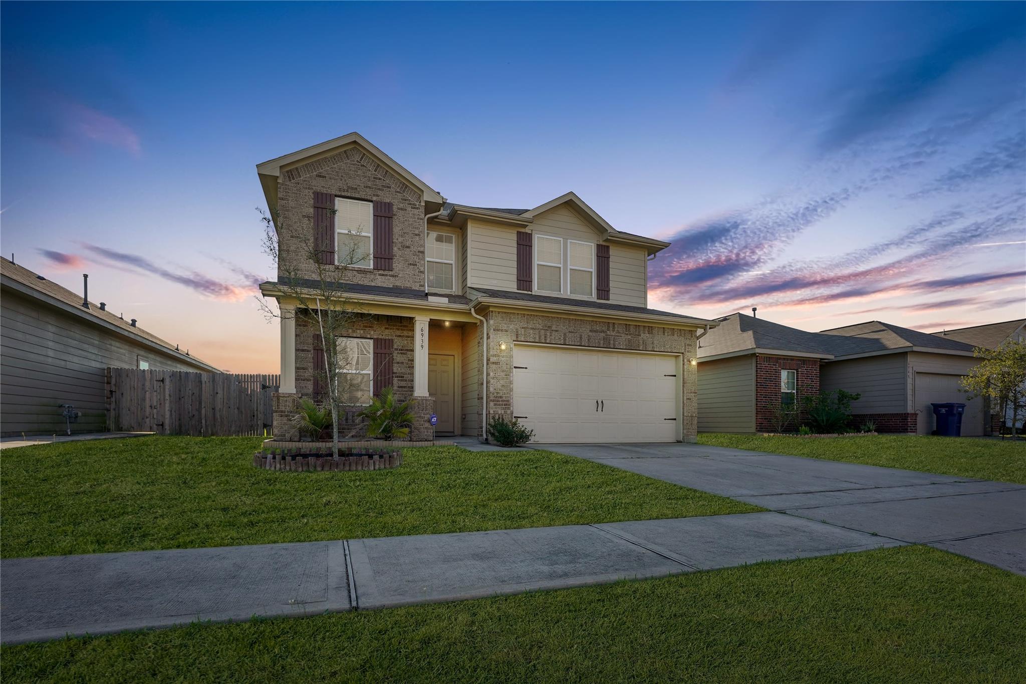 6939 Hazelnut Lane — photo