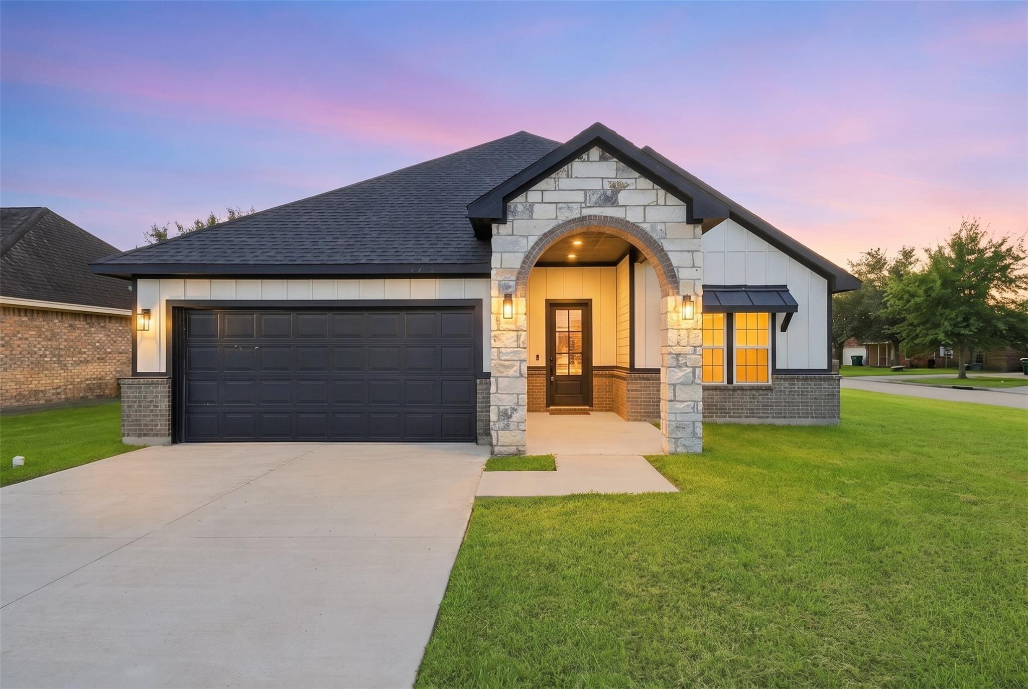 36 Prairie Oaks Drive — photo