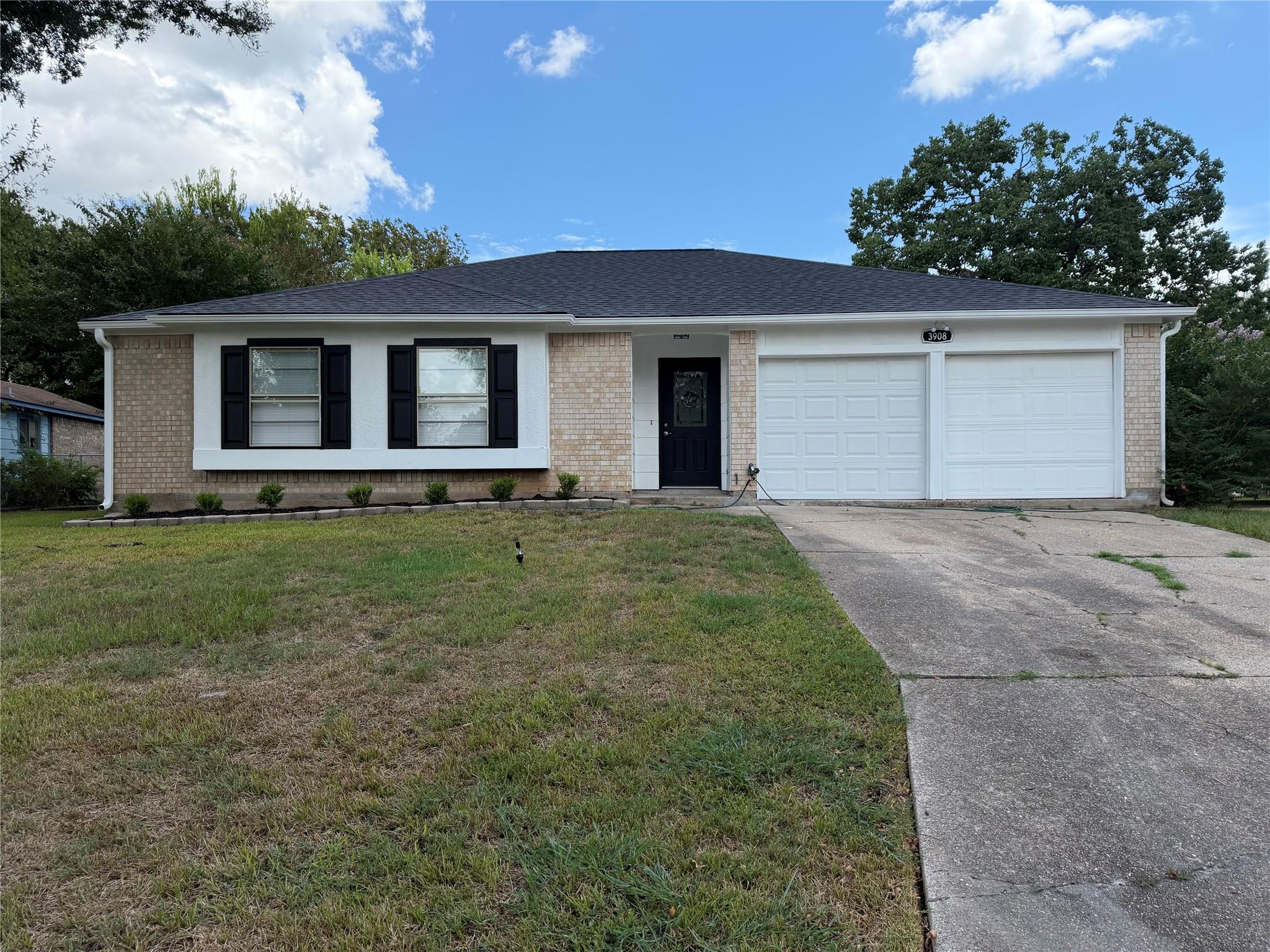 3908 Redstem Court — photo