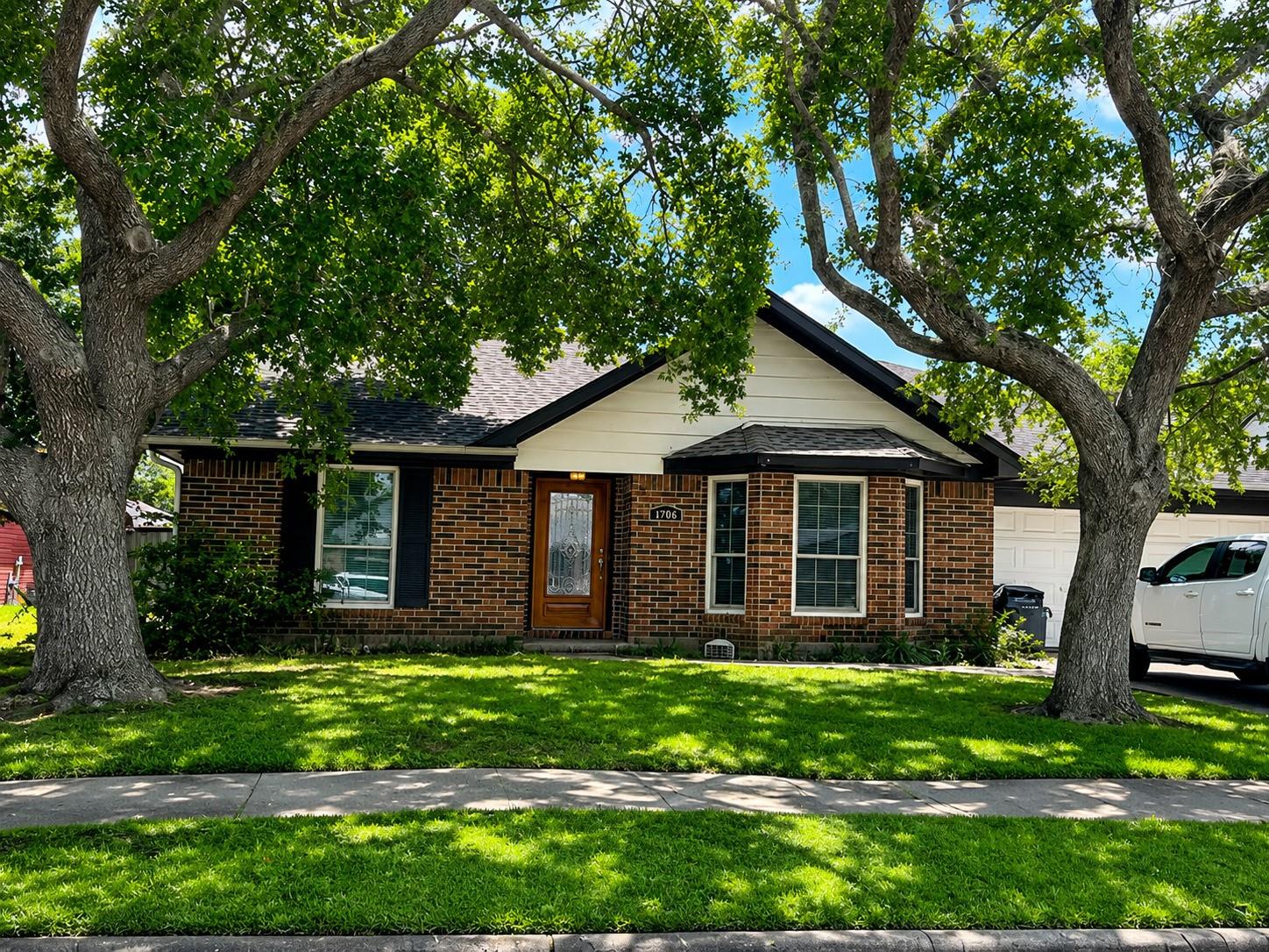 4905 Glenview Drive — photo