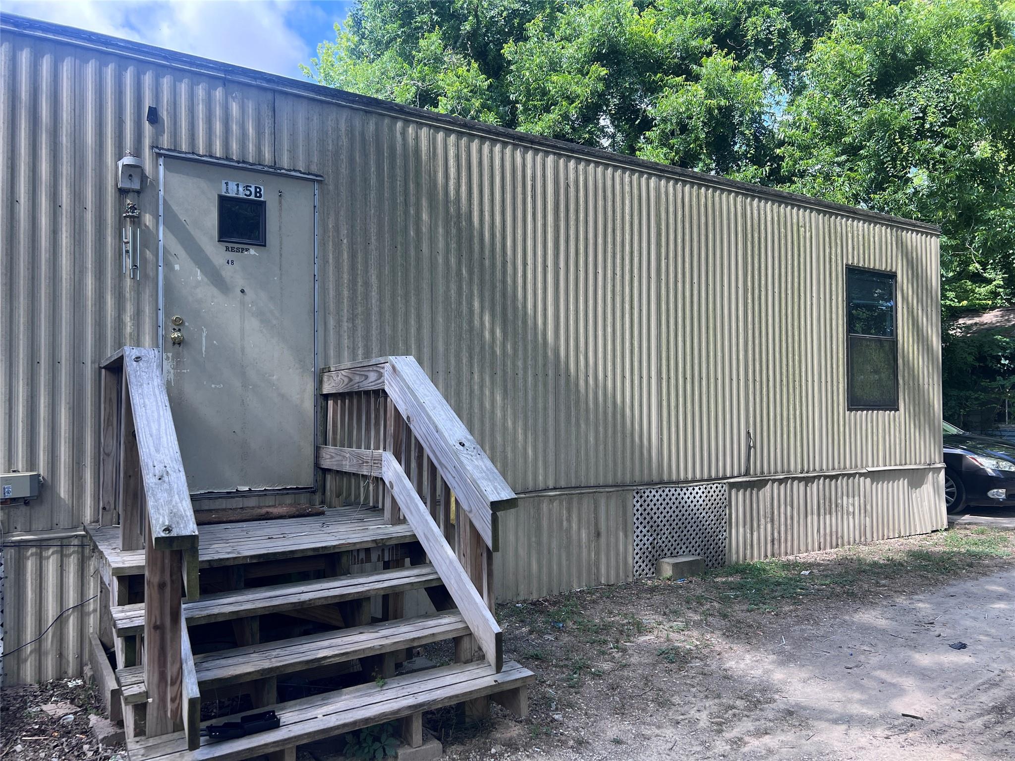 115 W Mulberry Avenue #B — photo